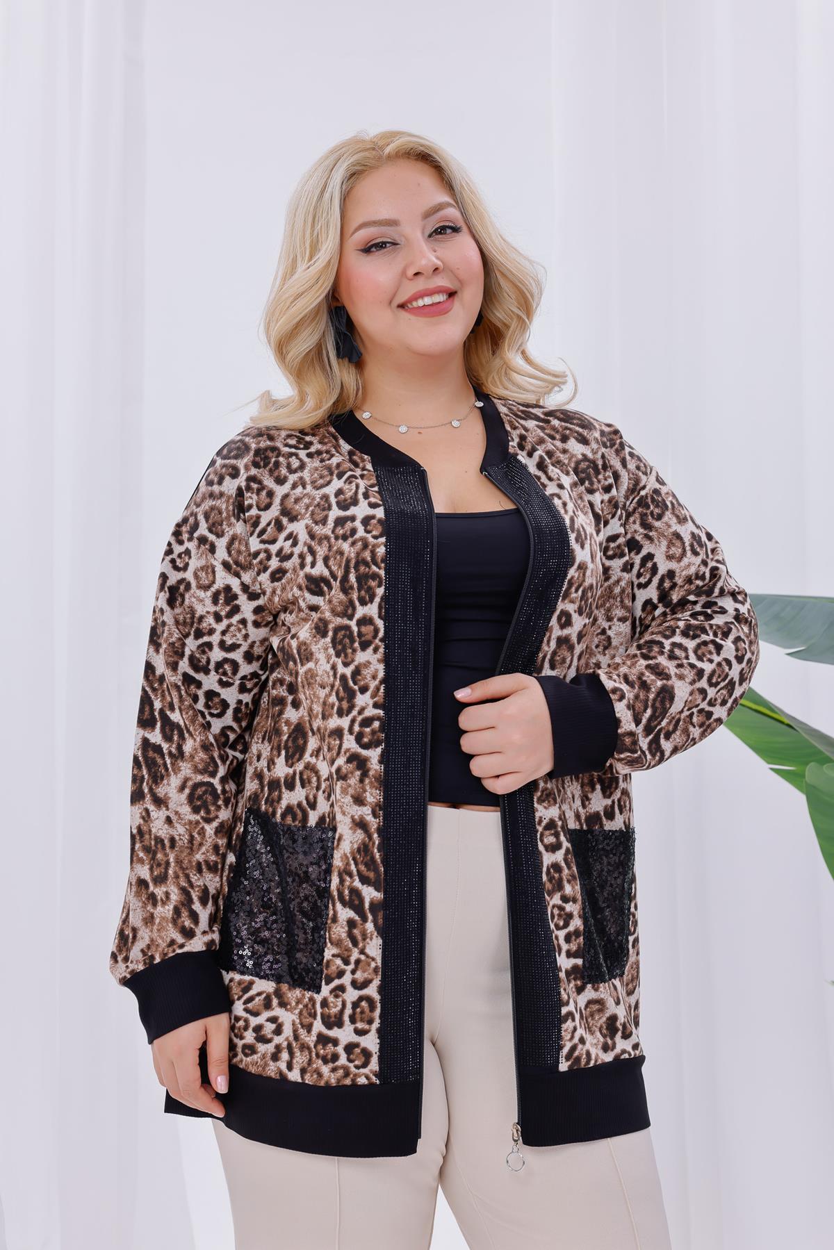 Hırka Büyük Beden Leopar Fermuarlı Hırka
