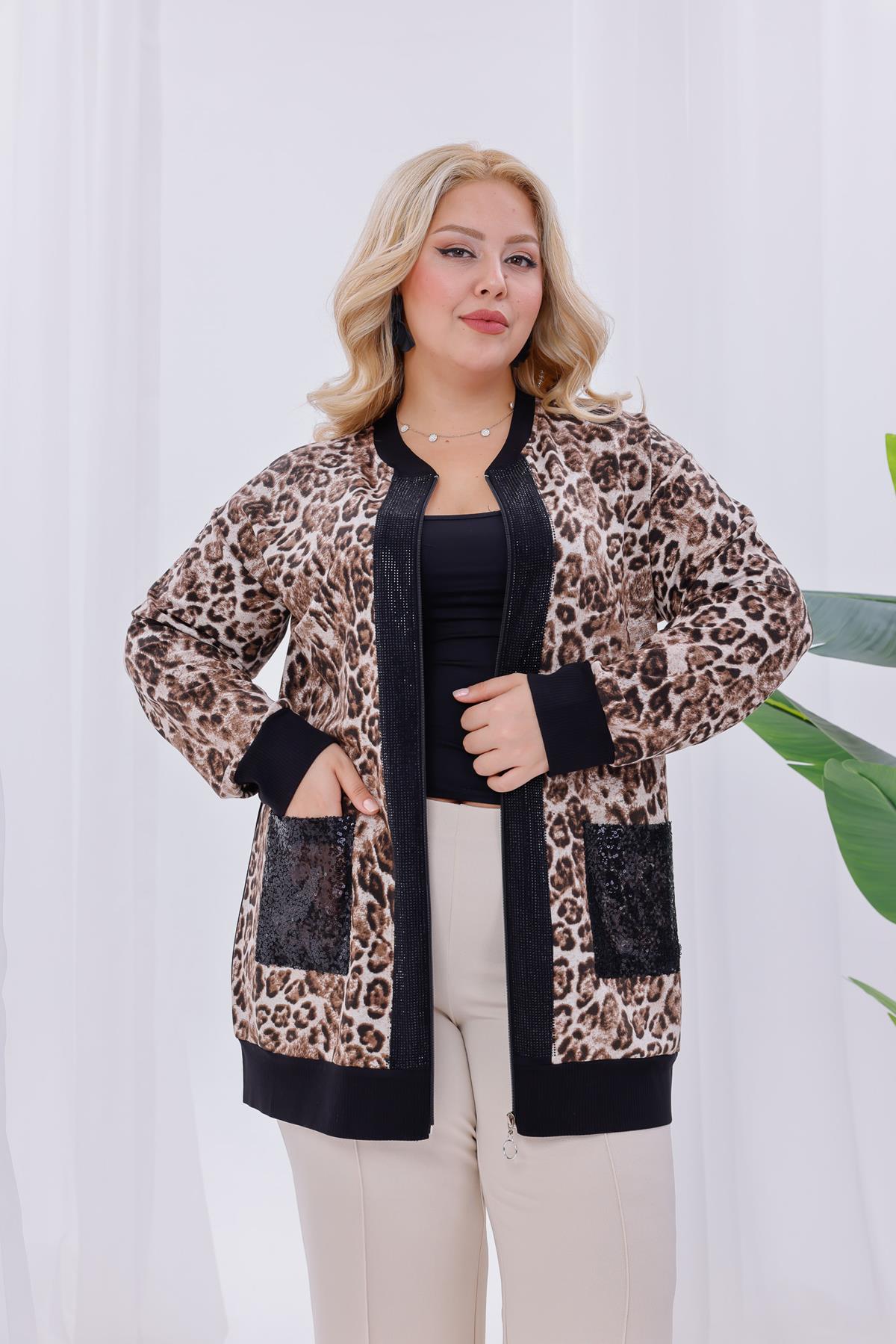 Hırka Büyük Beden Leopar Fermuarlı Hırka