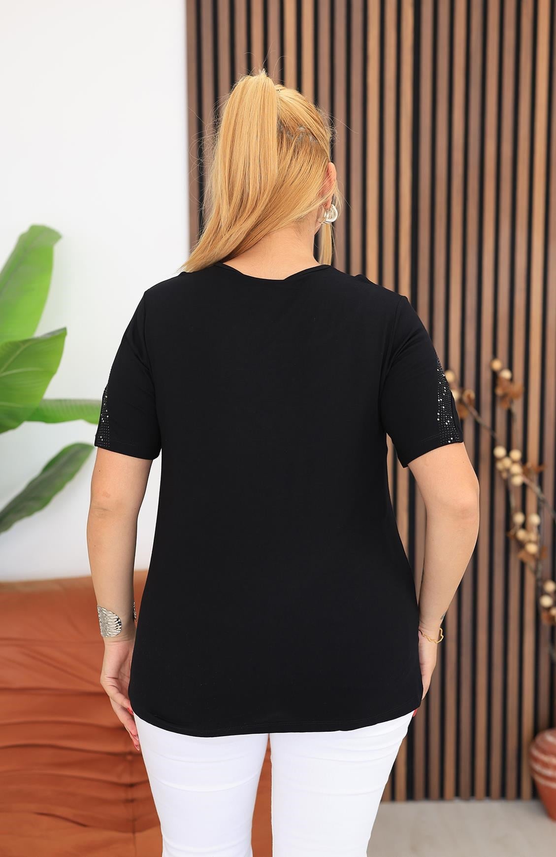 Kısa Kol Bluz Büyük Beden Omuz Dekolteli Taşlı Bluz