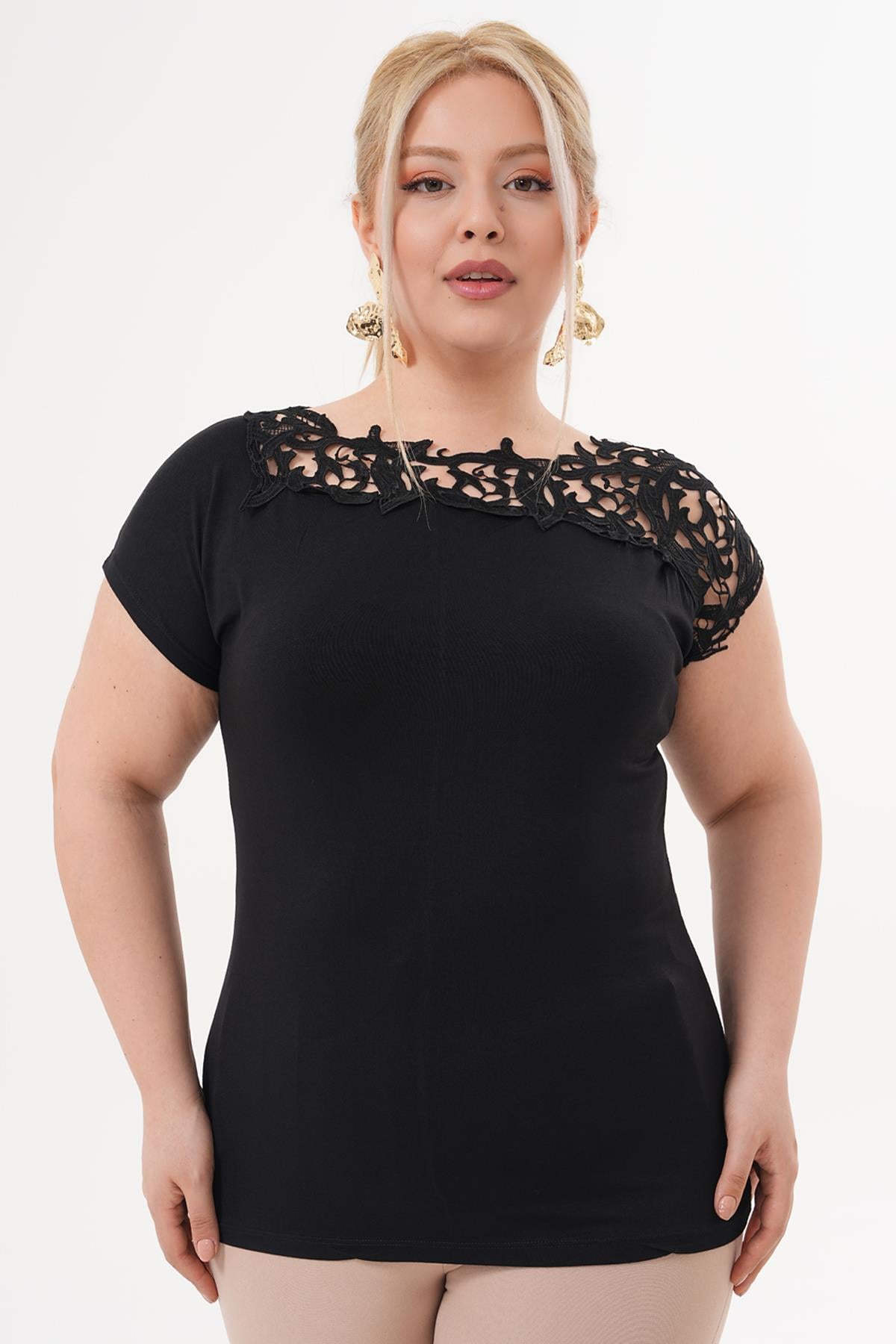 Tshirt Büyük Beden Omuzu Dantel Detaylı Bluz