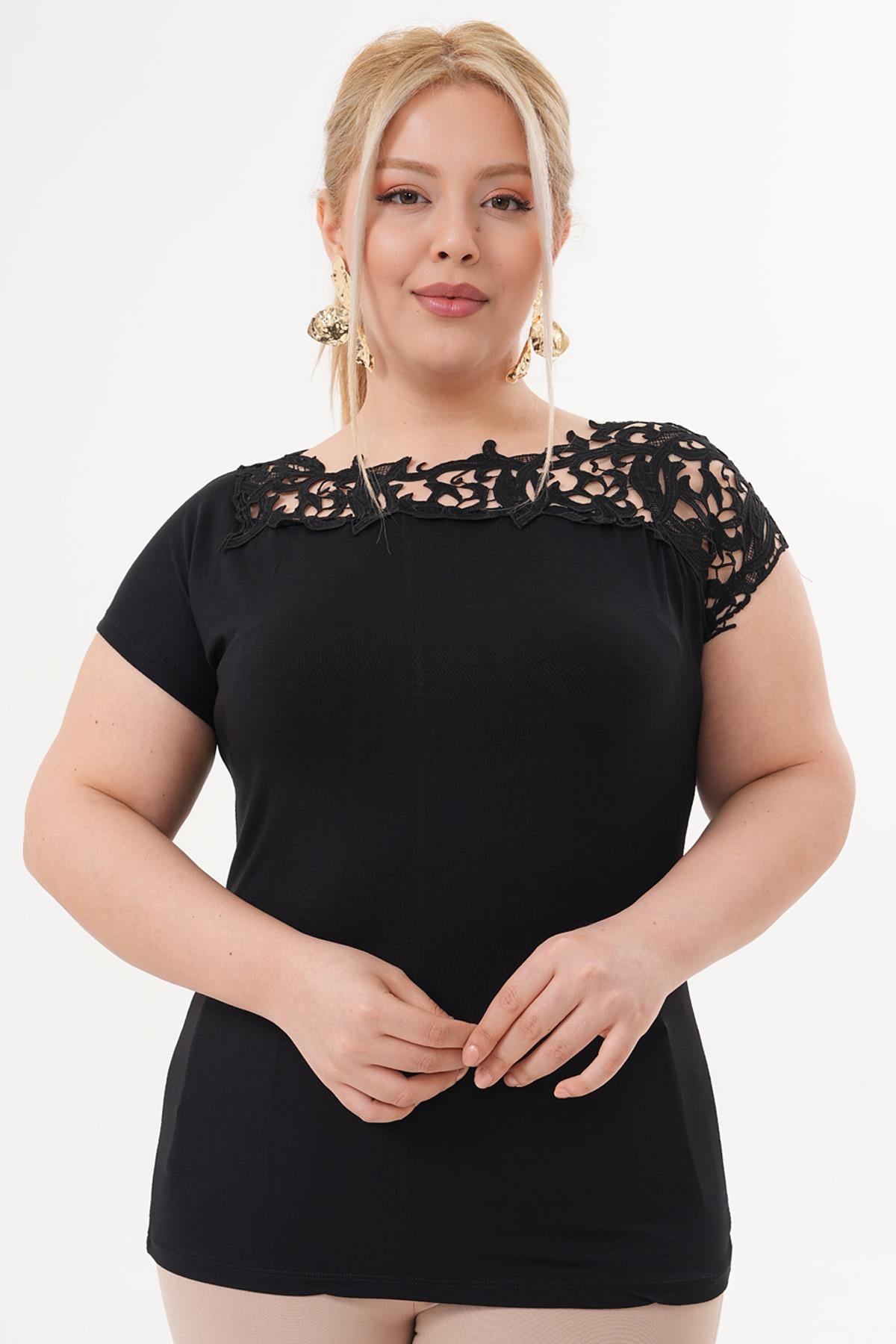 Tshirt Büyük Beden Omuzu Dantel Detaylı Bluz