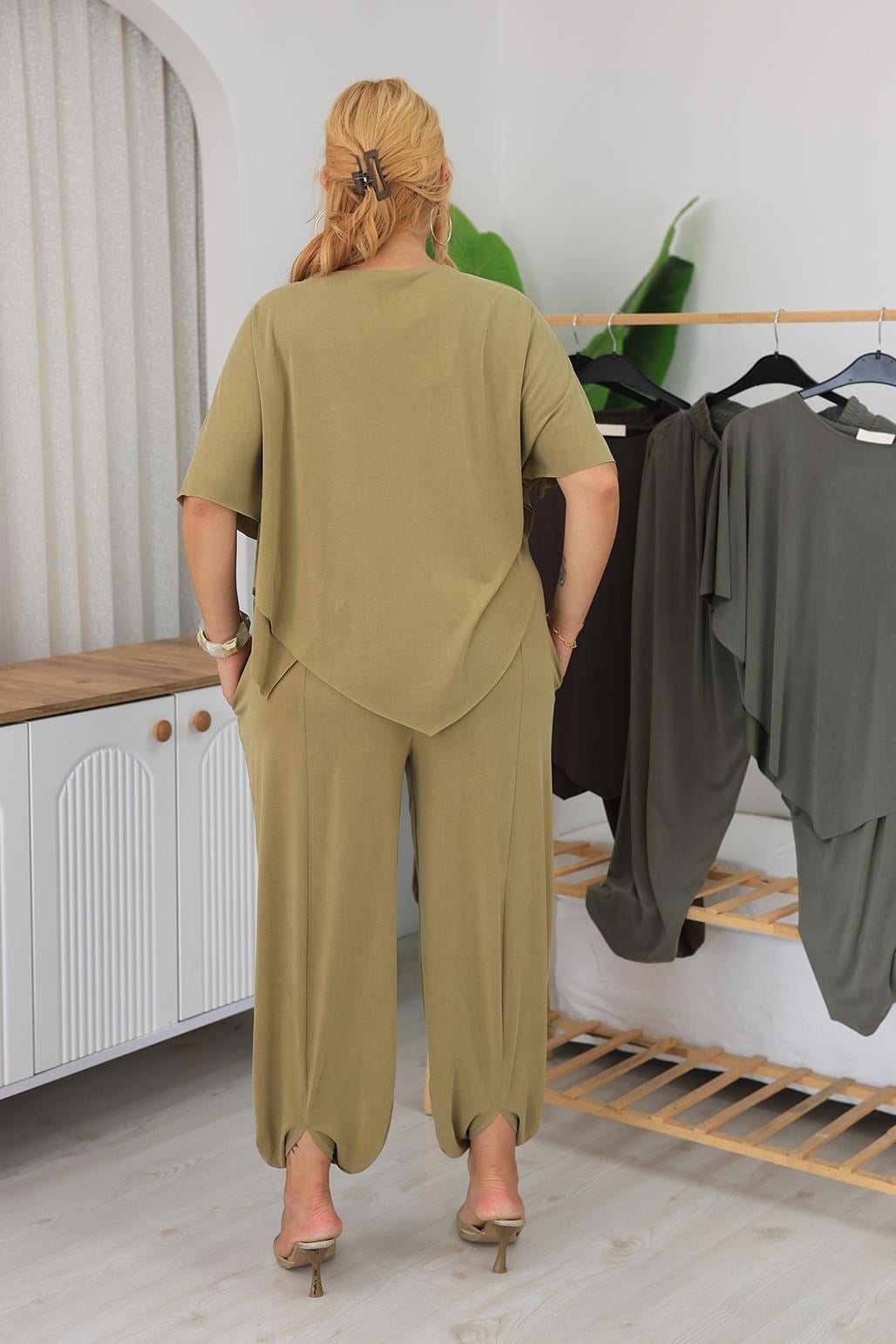 İkili Takım Büyük Beden Pelerin Bluzlu Tencel Modal Kumaş Takım
