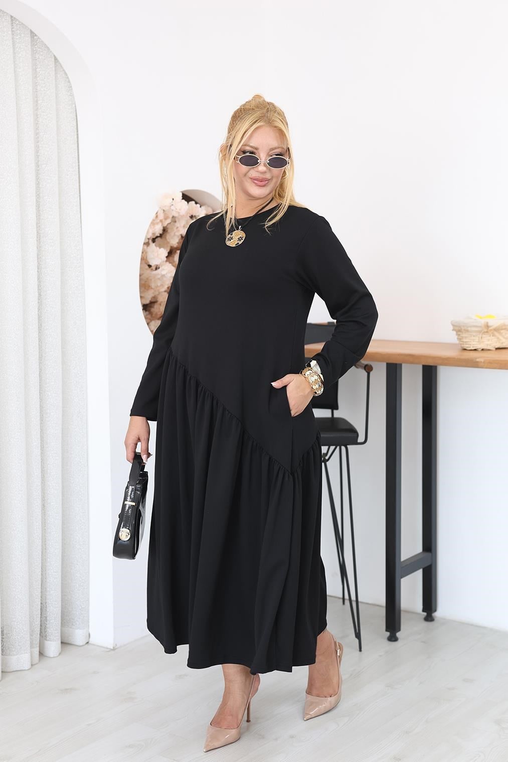 Elbise Büyük Beden Pileli Modal Kumaş Elbise