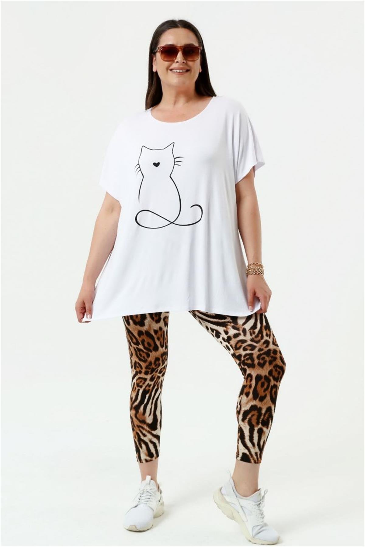 Tshirt Büyük Beden Salaş Kedi Baskıl T-Shirt Beyaz
