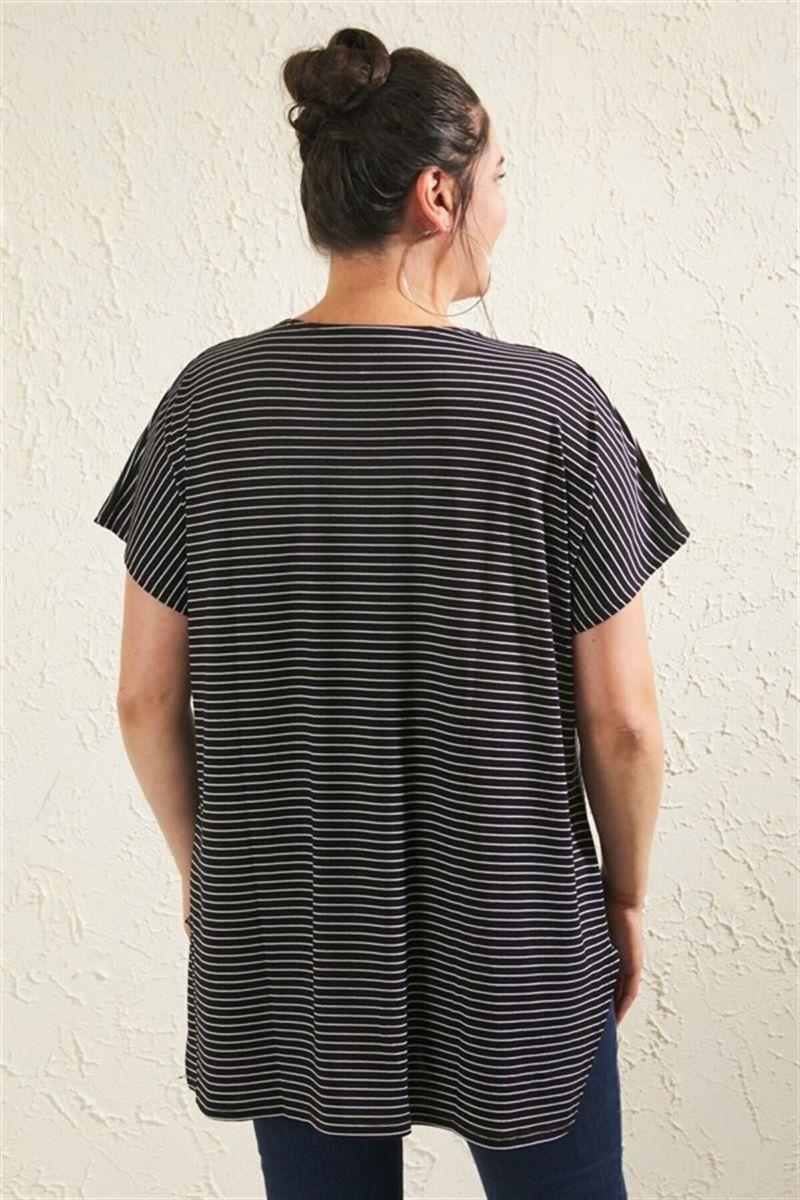 Tshirt Büyük Beden Salaş Kız Figürlü T-Shirt Siyah Çizgili