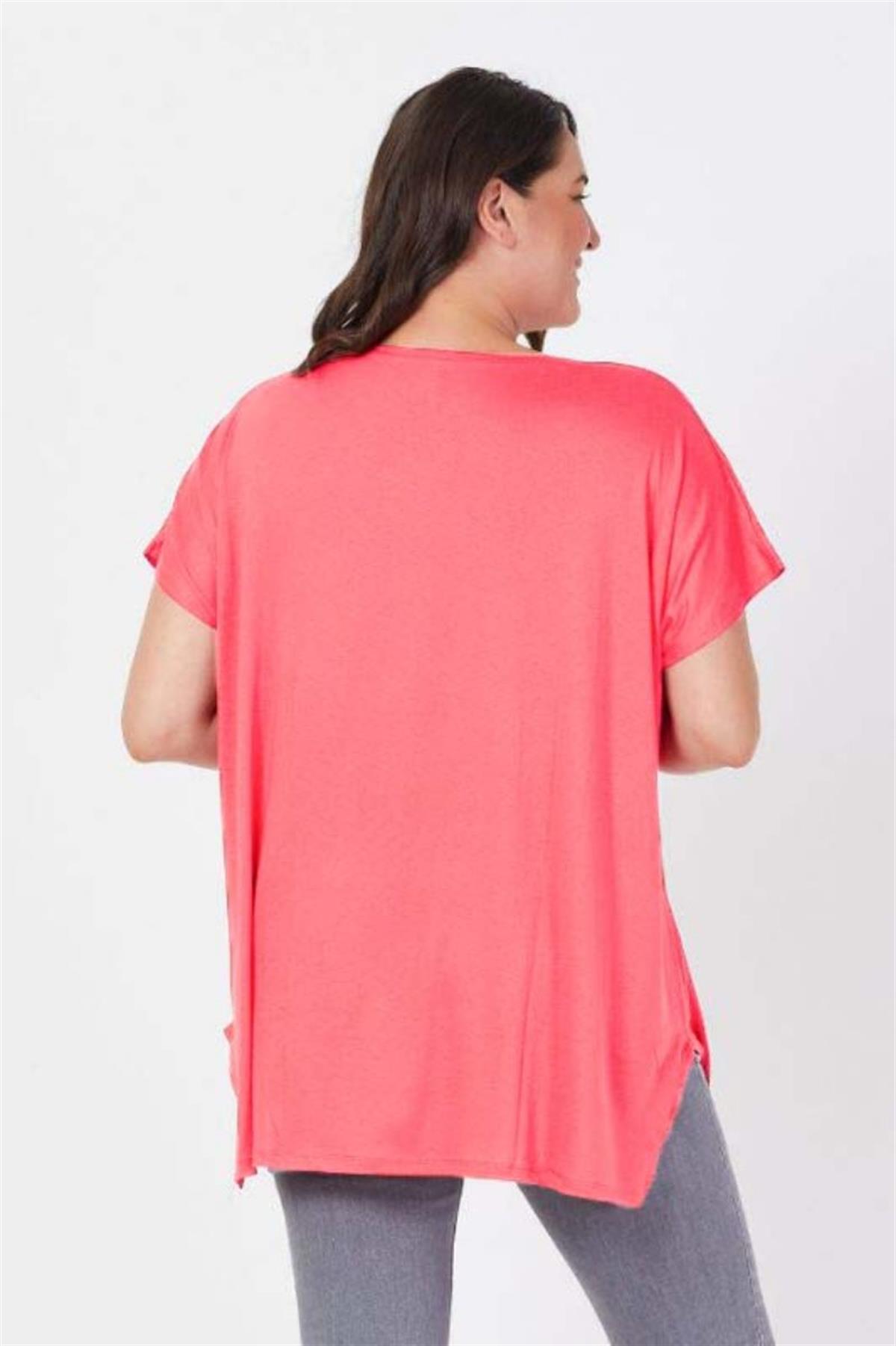 Tshirt Büyük Beden Salaş Sarmaşık Yaprak Baskılı T-Shirt Narçiçeği