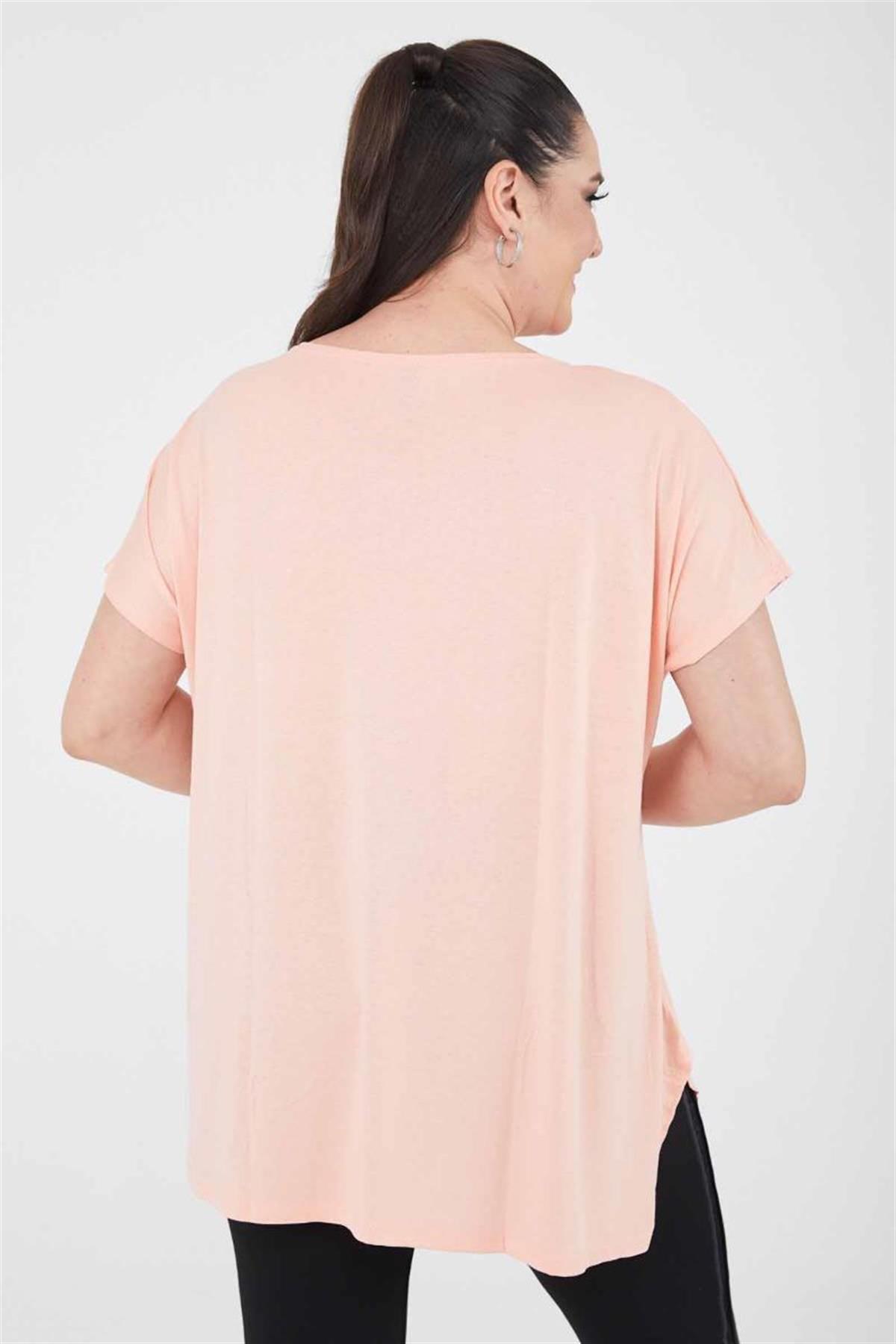Tshirt Büyük Beden Salaş Uzun Yırtmaçlı T-Shirt Yavruağzı