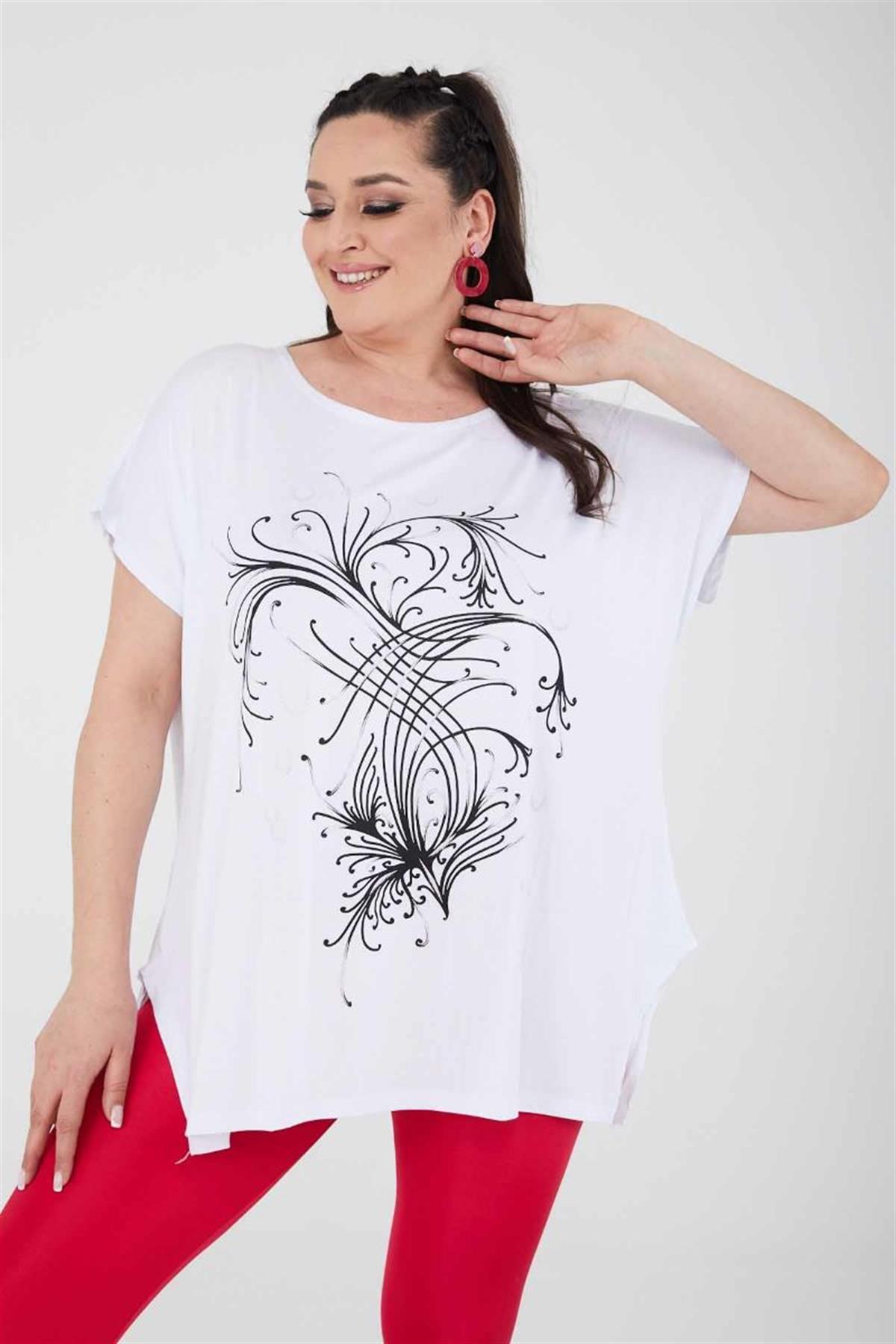 Tshirt Büyük Beden Salaş Uzun Yırtmaçlı T-Shirt Beyaz