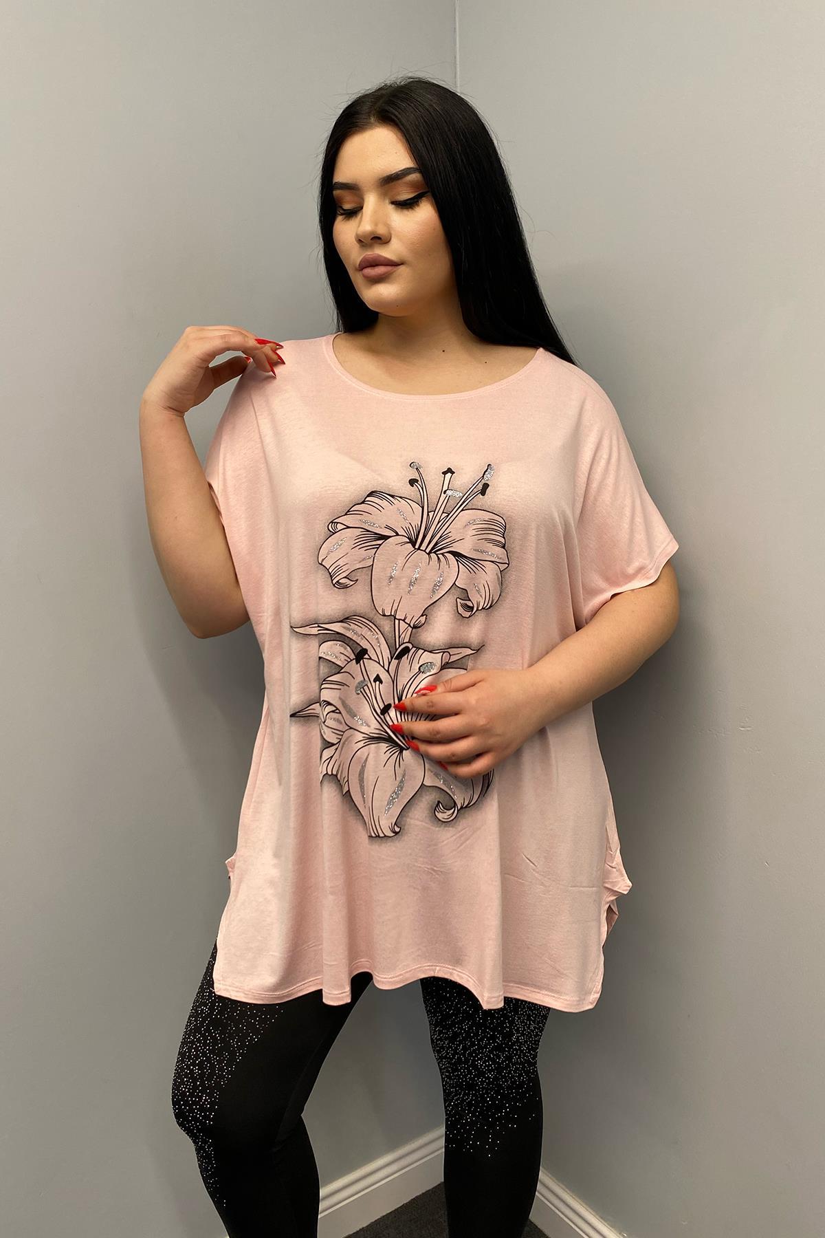 Tshirt Büyük Beden Salaş Zambak Çiçek Baskılı T-Shirt Pudra