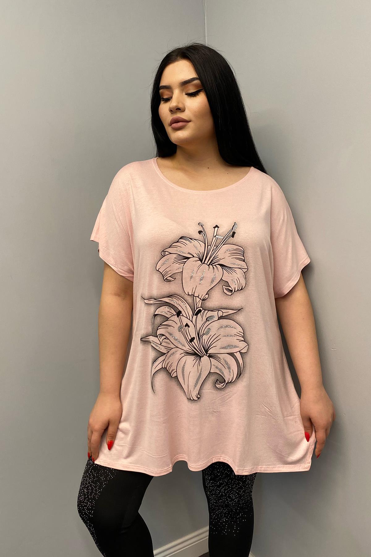 Tshirt Büyük Beden Salaş Zambak Çiçek Baskılı T-Shirt Pudra