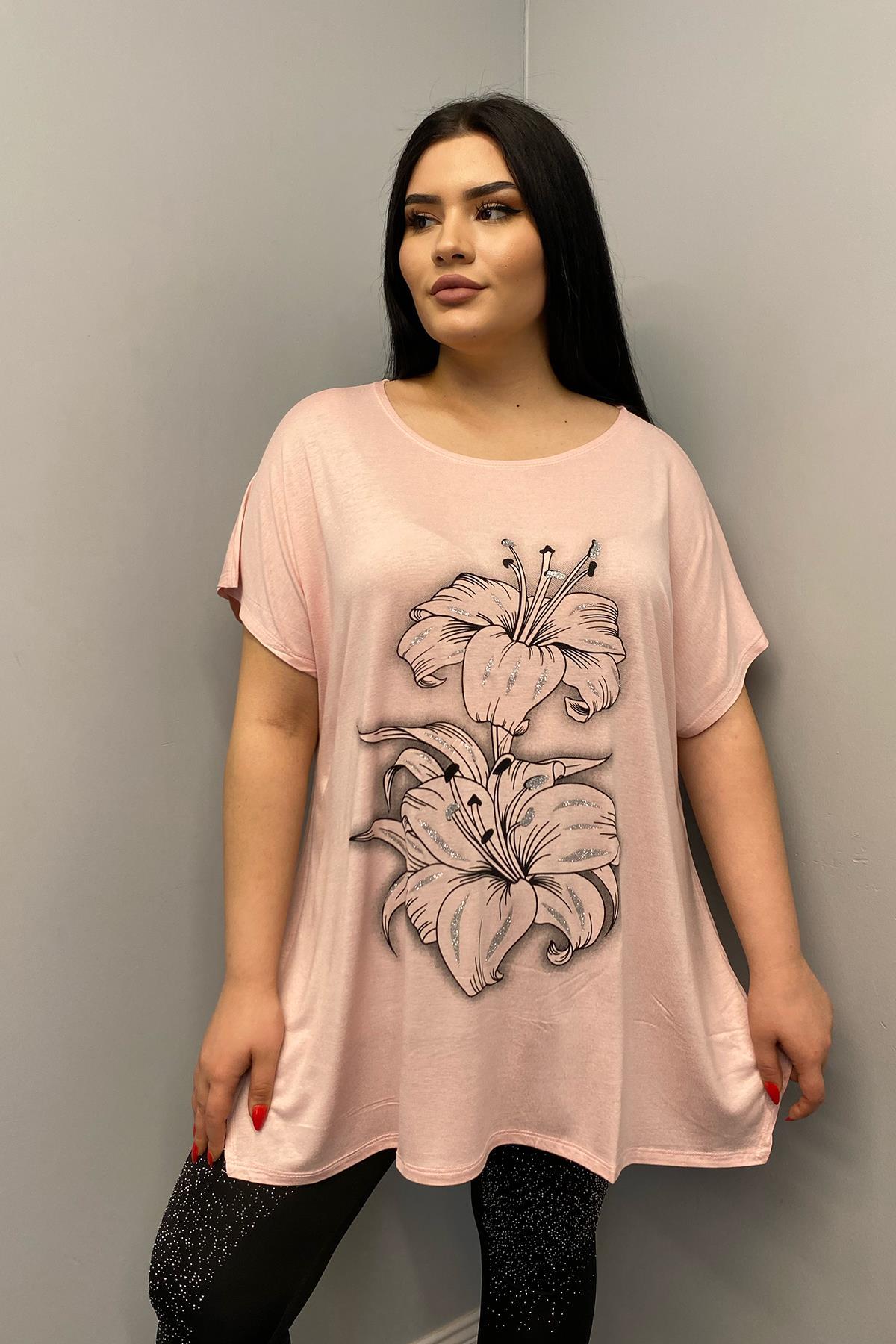 Tshirt Büyük Beden Salaş Zambak Çiçek Baskılı T-Shirt Pudra