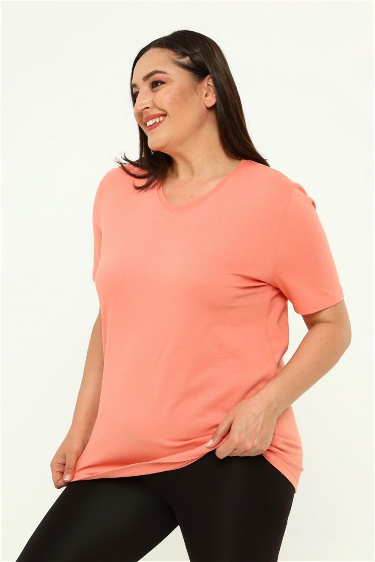 Tshirt Büyük Beden V Yaka Basic T-Shirt Yavruağzı