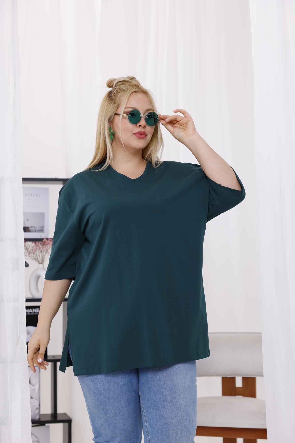 Tshirt Büyük Beden V Yaka Oversize Yırtmaçlı Tshirt