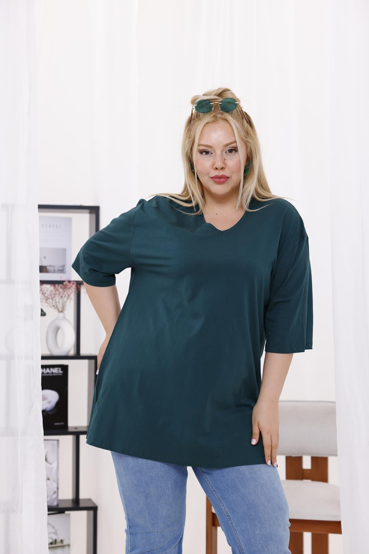 Tshirt Büyük Beden V Yaka Oversize Yırtmaçlı Tshirt