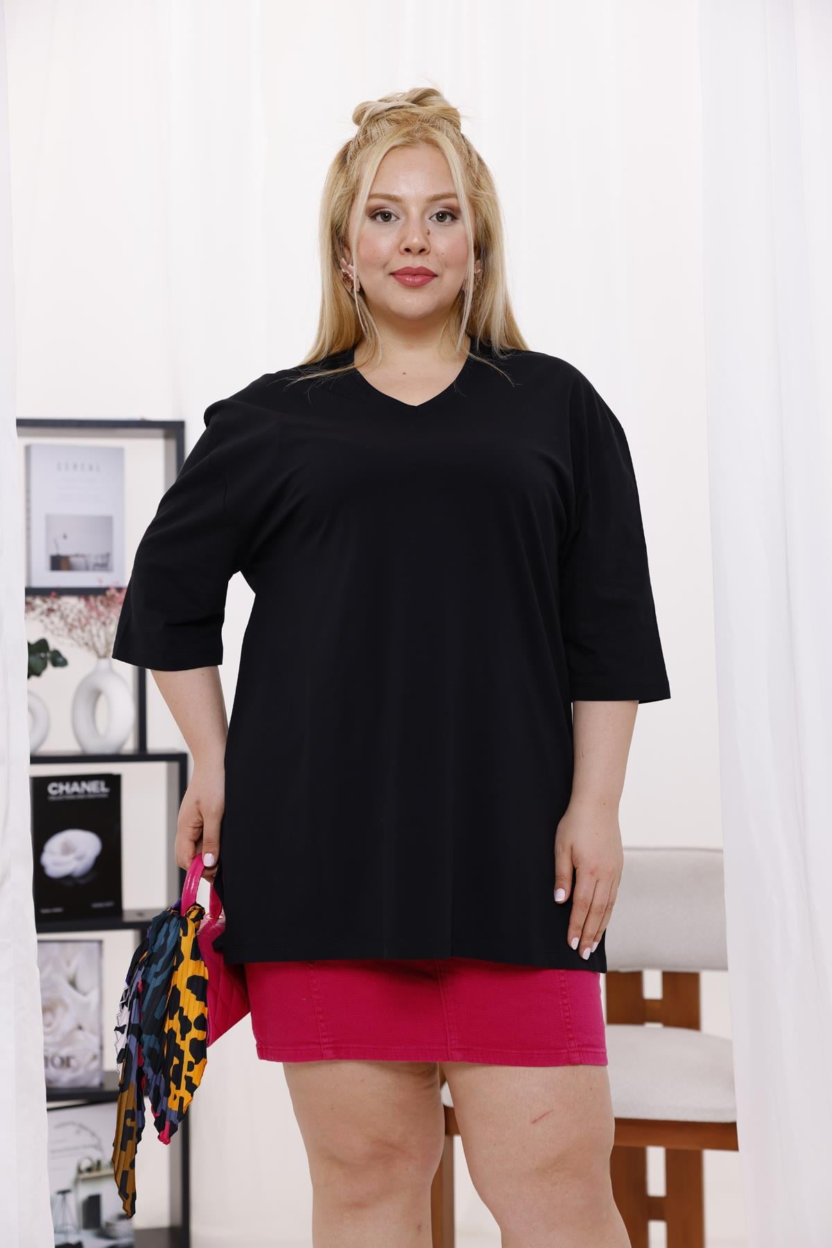 Tshirt Büyük Beden V Yaka Oversize Yırtmaçlı Tshirt