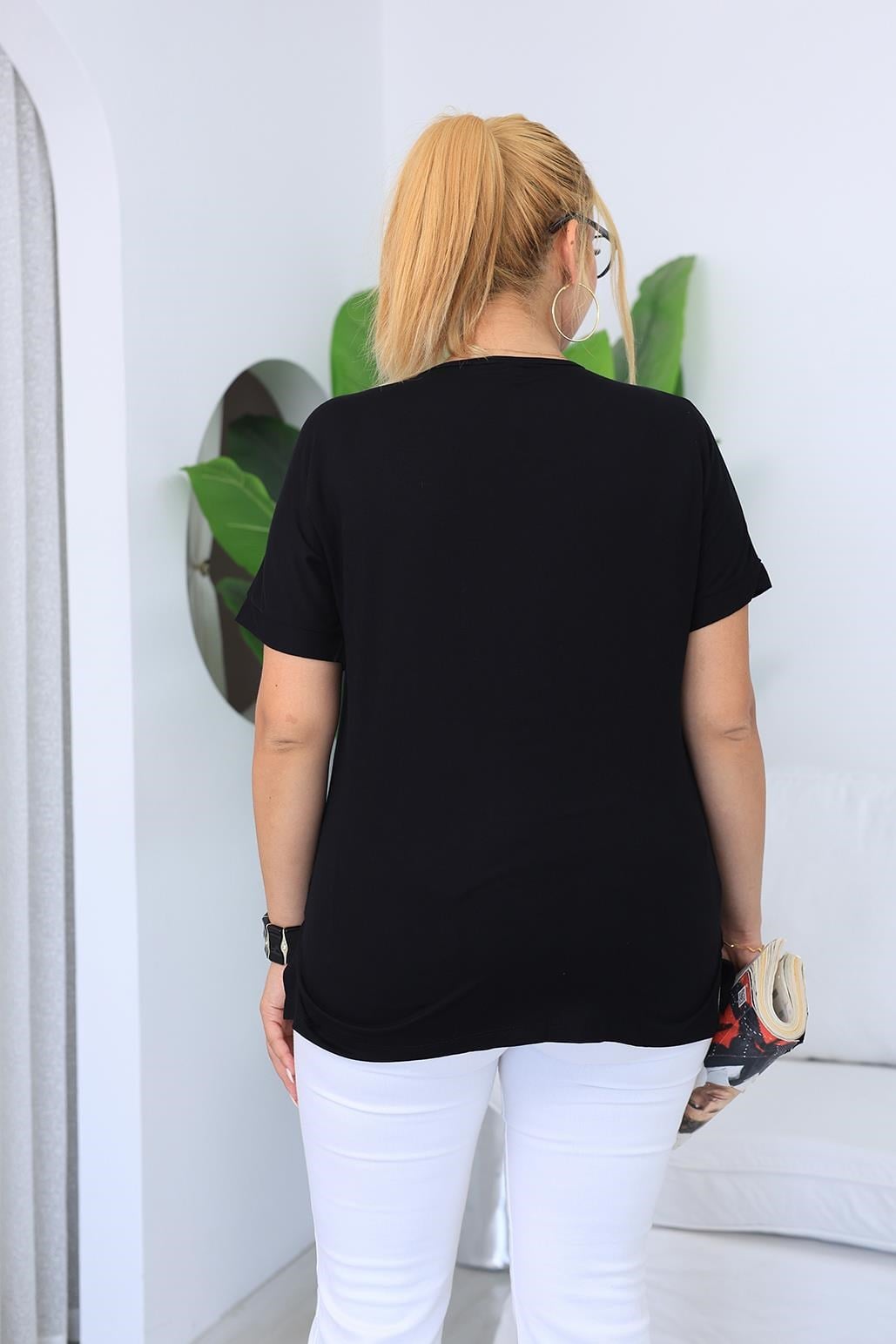 Kısa Kol Bluz Büyük Beden Yakası Fular Detaylı Bluz