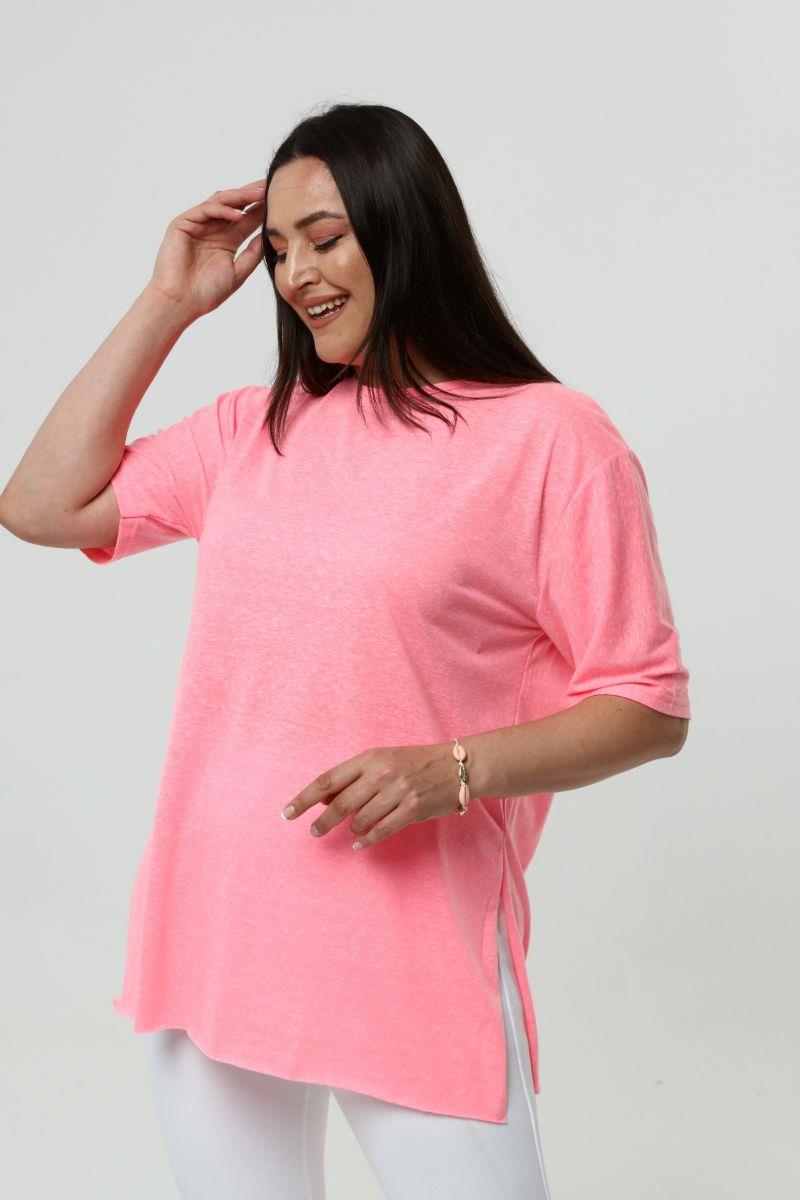 Tshirt Büyük Beden Yırtmaçlı Basic T-Shirt Neon Pembe