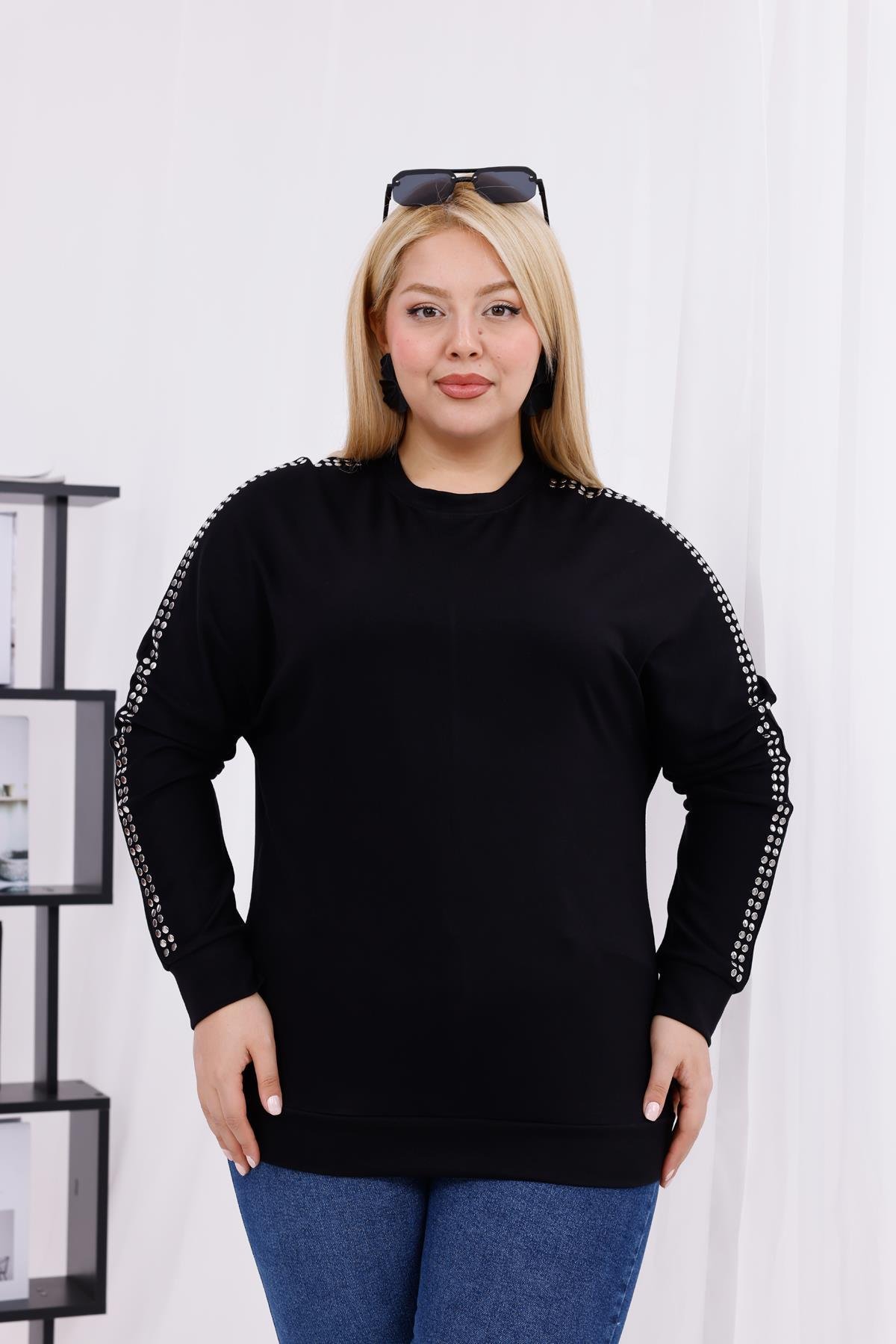 Uzun Kol Bluz Büyük Beden Zımba Detaylı Modal Kumaş Sweatshirt