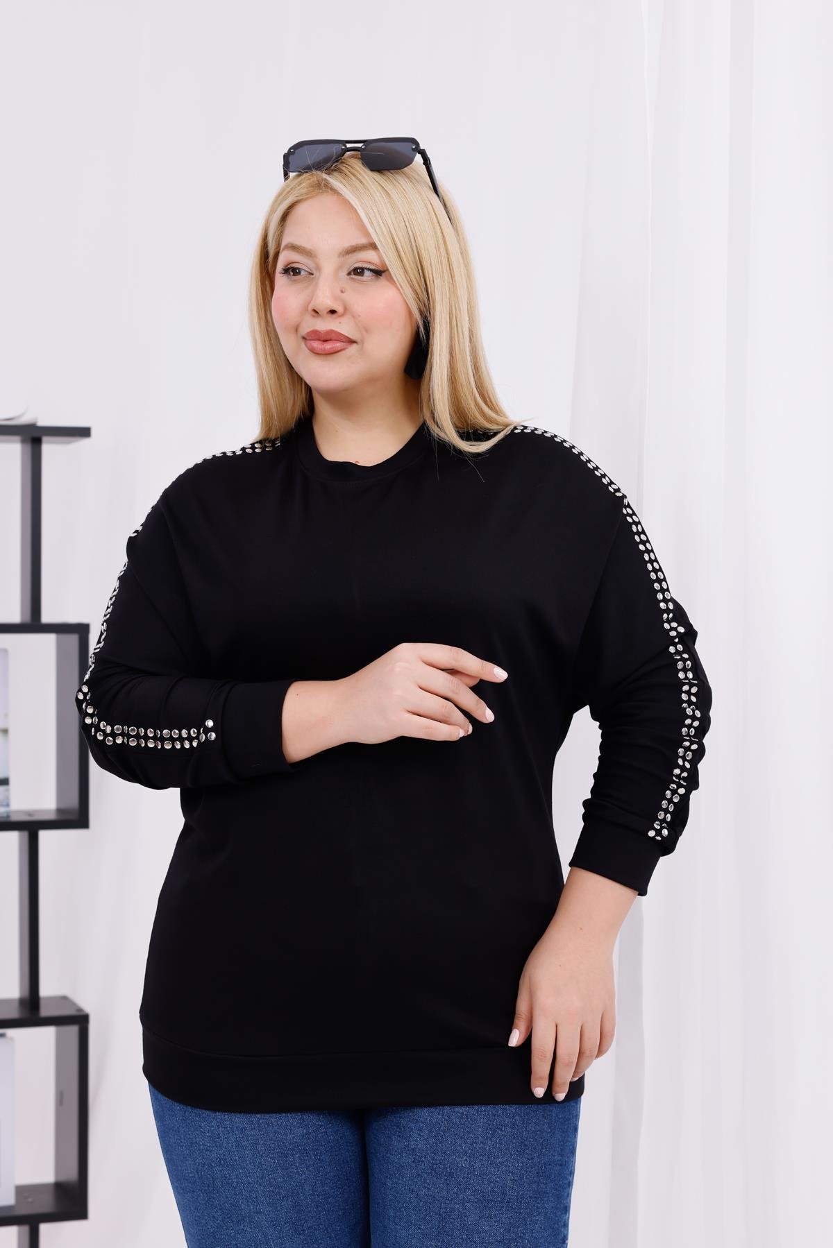 Uzun Kol Bluz Büyük Beden Zımba Detaylı Modal Kumaş Sweatshirt