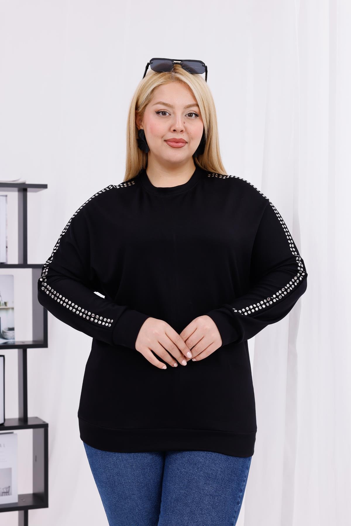 Uzun Kol Bluz Büyük Beden Zımba Detaylı Modal Kumaş Sweatshirt