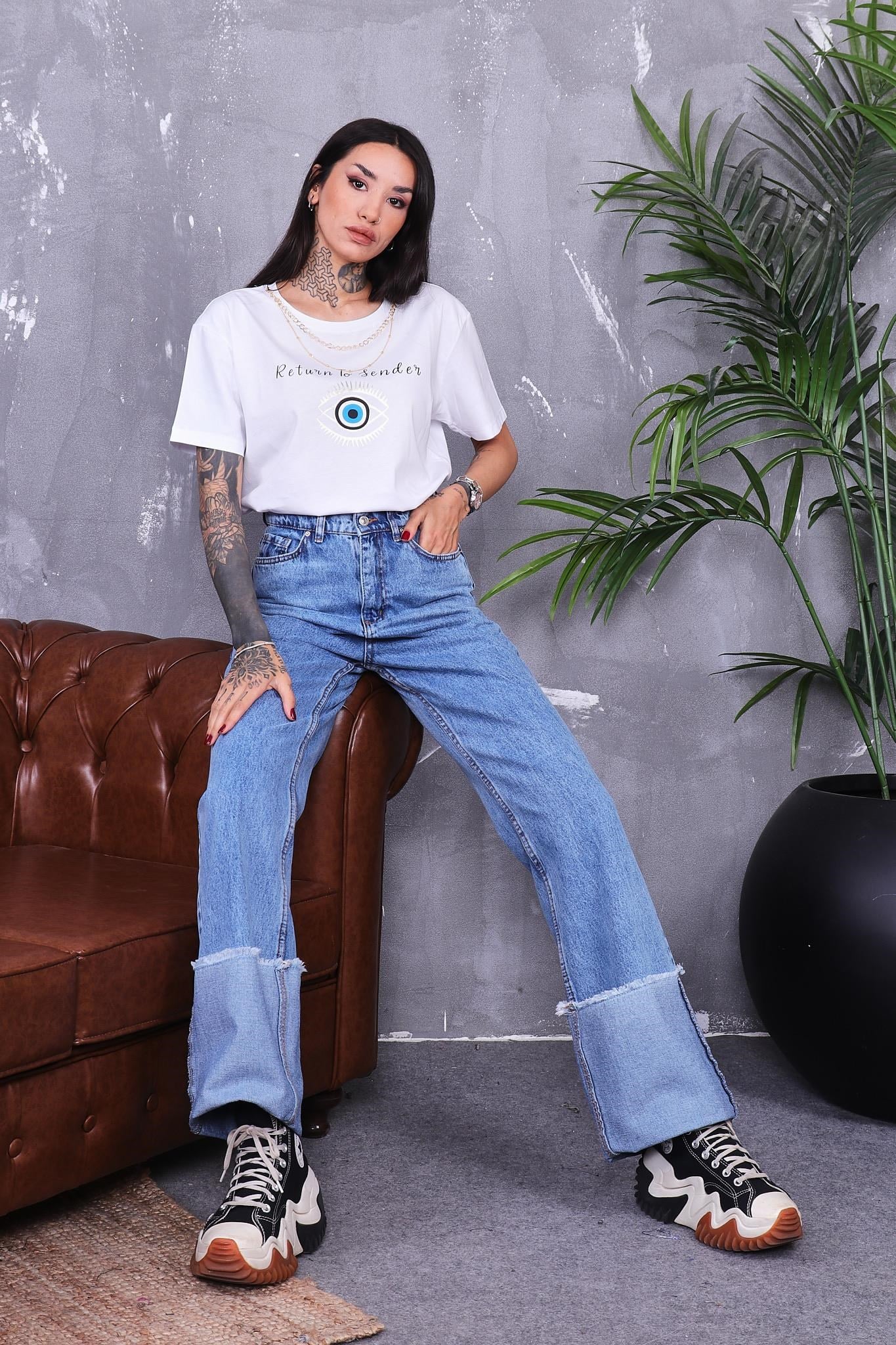 Tshirt Çıkarılabilen Kolye Detaylı Pamuklu Tshirt