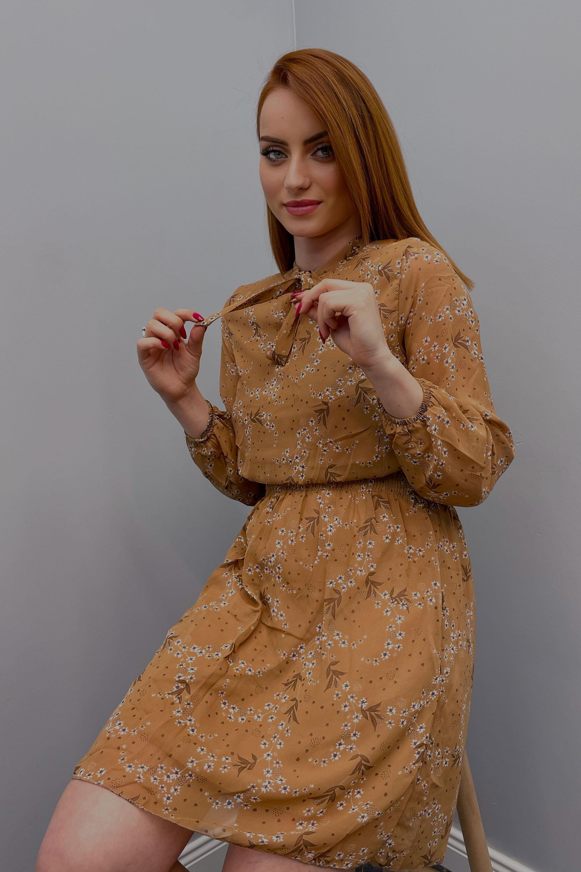 Elbise Kadın Beli Lastikli Elbise Camel