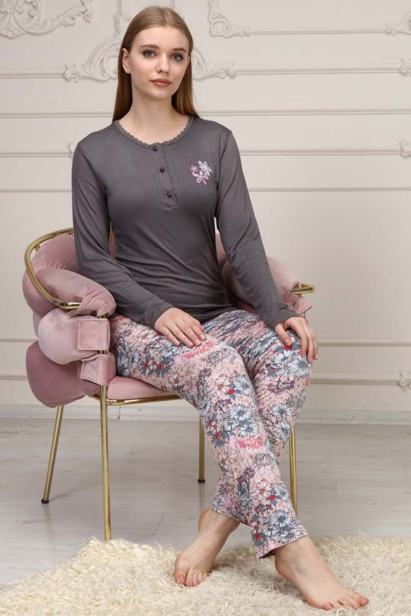 Pijama Takımı Kadın Çiçek Baskılı Üç Düğme Pijama Takımı Gri