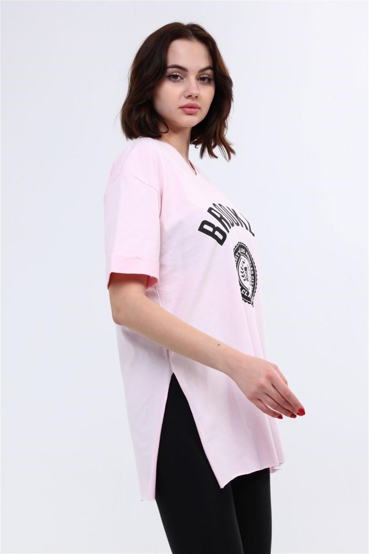 Tshirt Kadın Önü Baskılı Yırtmaçlı T-Shirt Pembe
