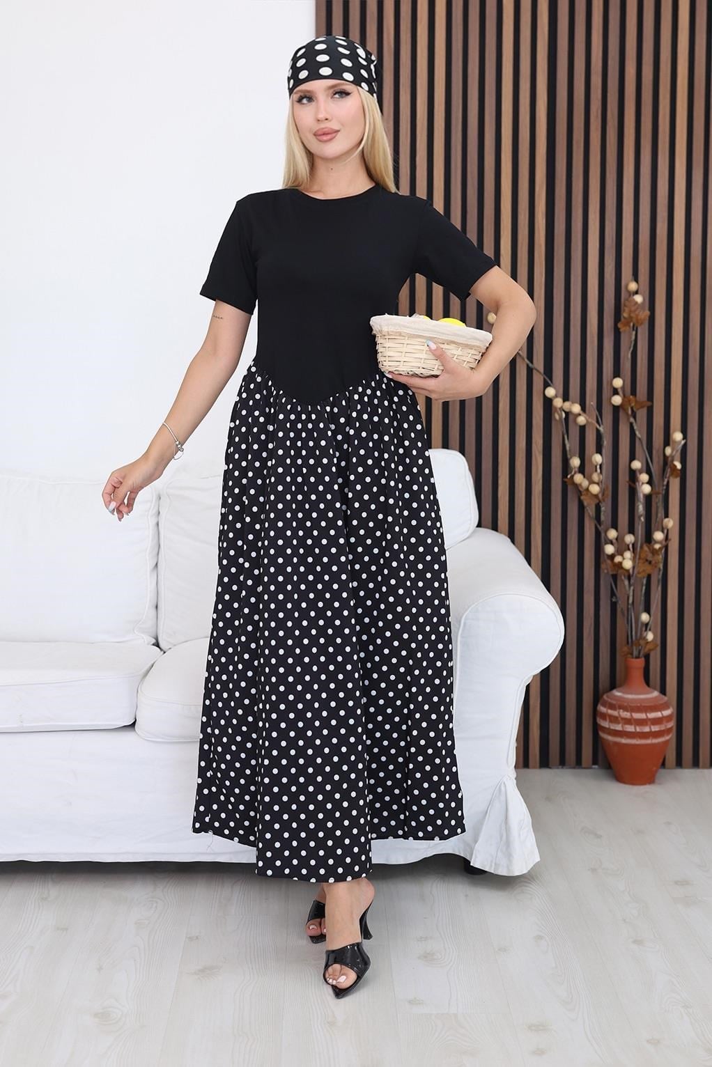Elbise Puantiye Detaylı Poplin Kumaş Elbise