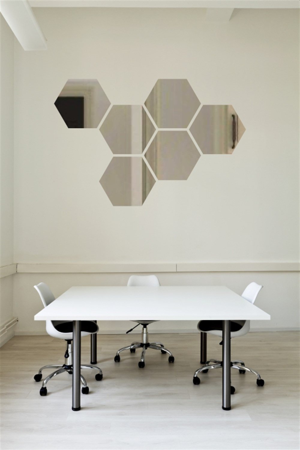 Dekoratif AynalarADA 01 DEKORATİF AYNA 6 ADET PETEK ALTIGEN