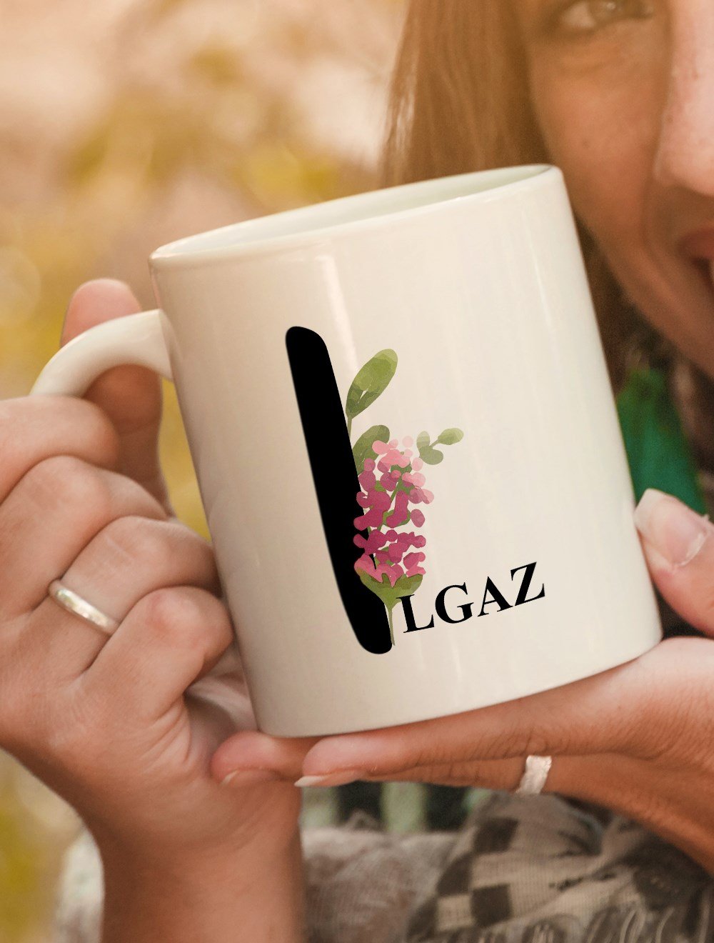 Harfli KupalarI BAŞ HARFLİ ÇİÇEK TASARIM  KUPA