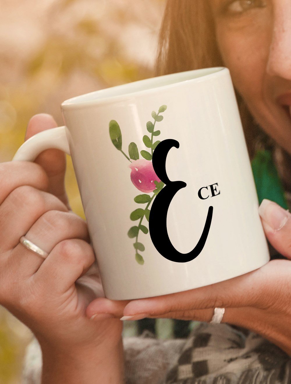 Harfli KupalarE BAŞ HARFLİ ÇİÇEK TASARIM KUPA