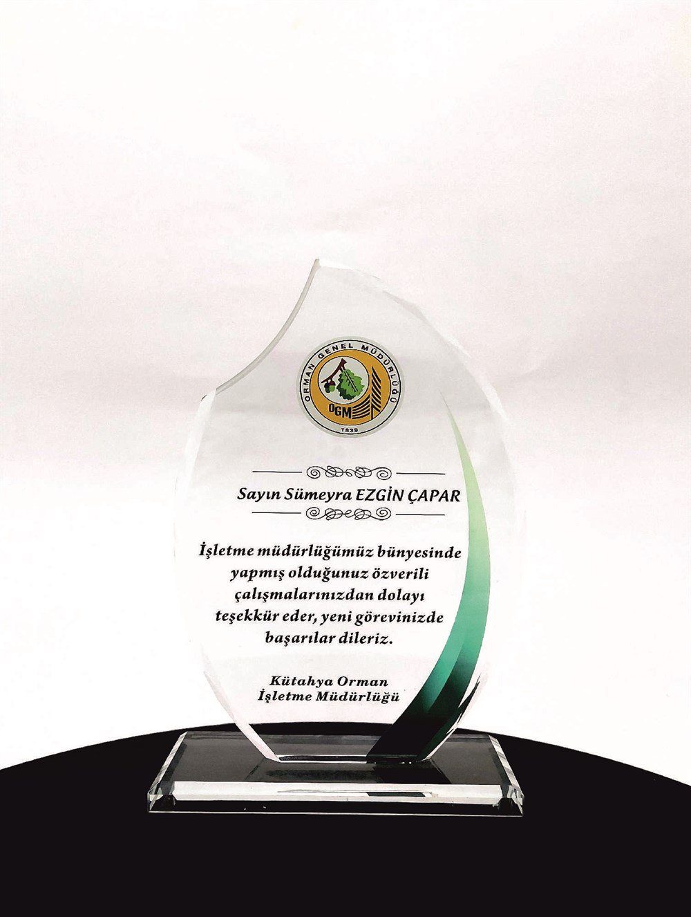 Kristal PlaketALTIN REKLAM KRİSTAL PLAKET 3