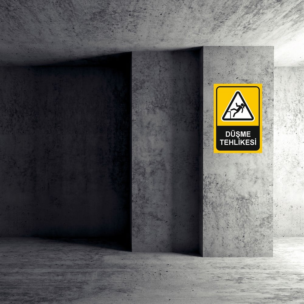 Emniyet Kemeri Düşme Tehlikesi Uyarı LevhalarıDÜŞME TEHLİKESİ KADIN FİGÜRLÜ İŞ GÜVENLİĞİ UYARI LEVHASI