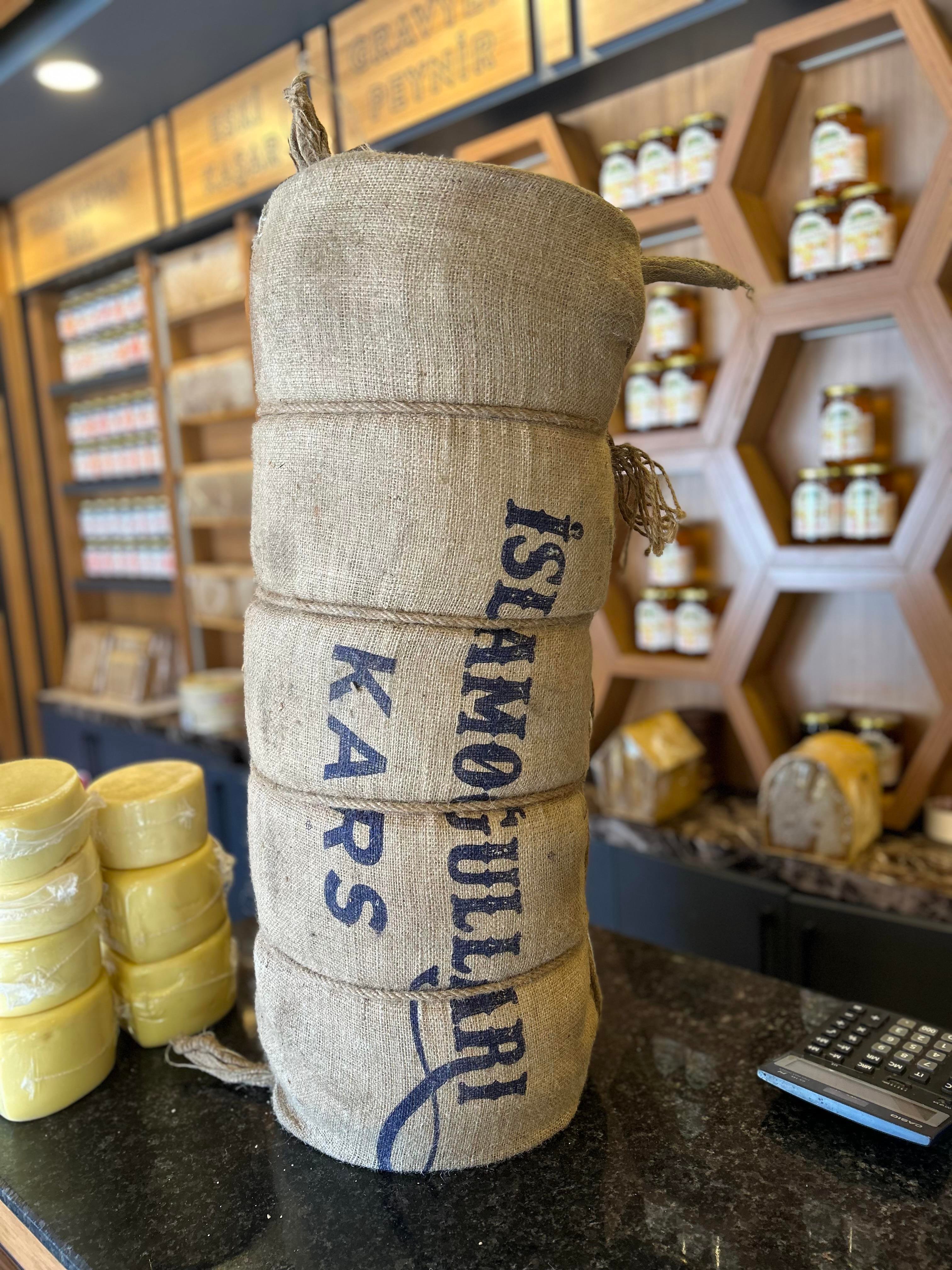 Kars Eski Kaşar 65 Kg Çuval