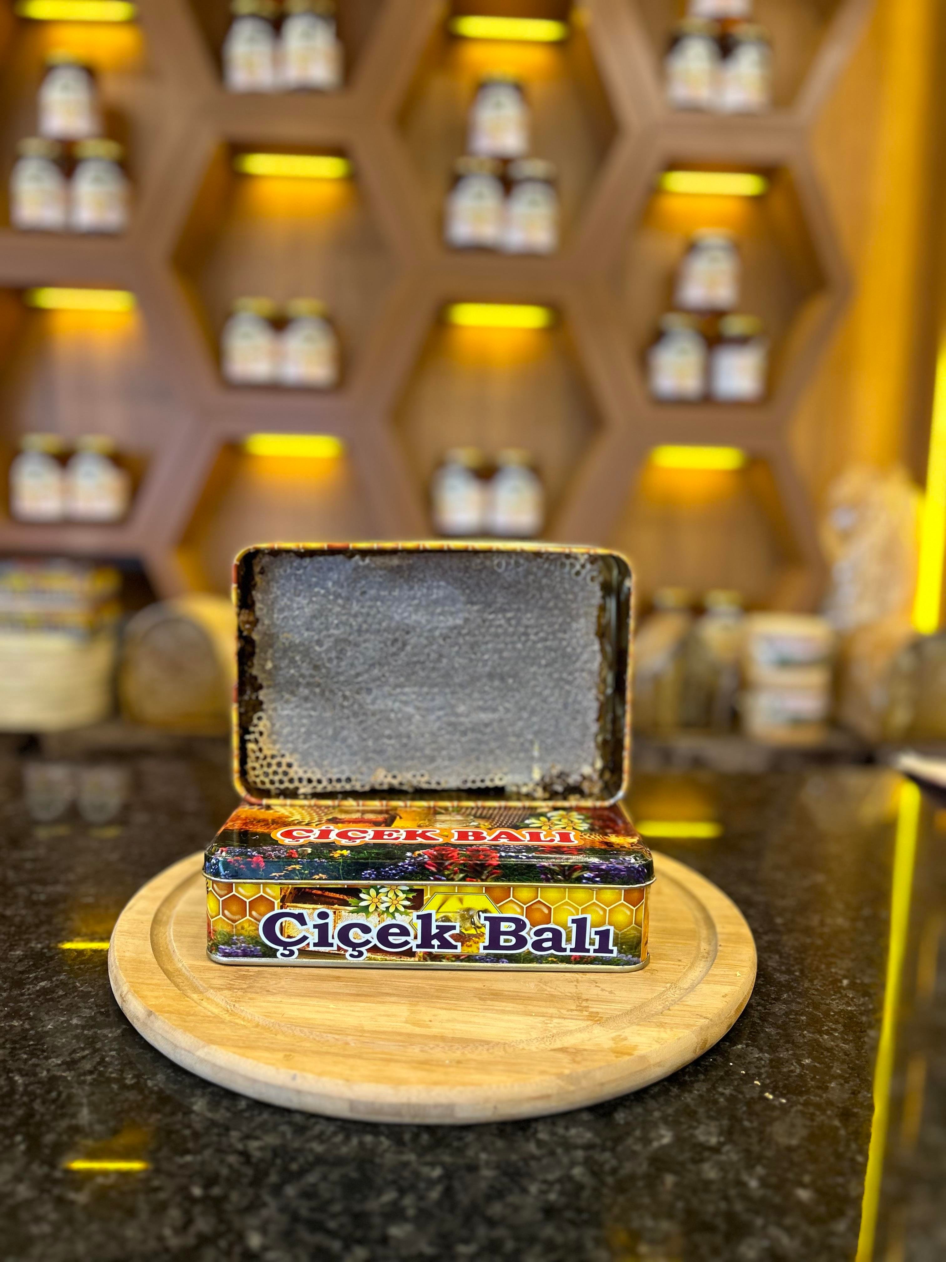 Kars Karakovan Balı 1 Kg İle 1,300 Kg Arası