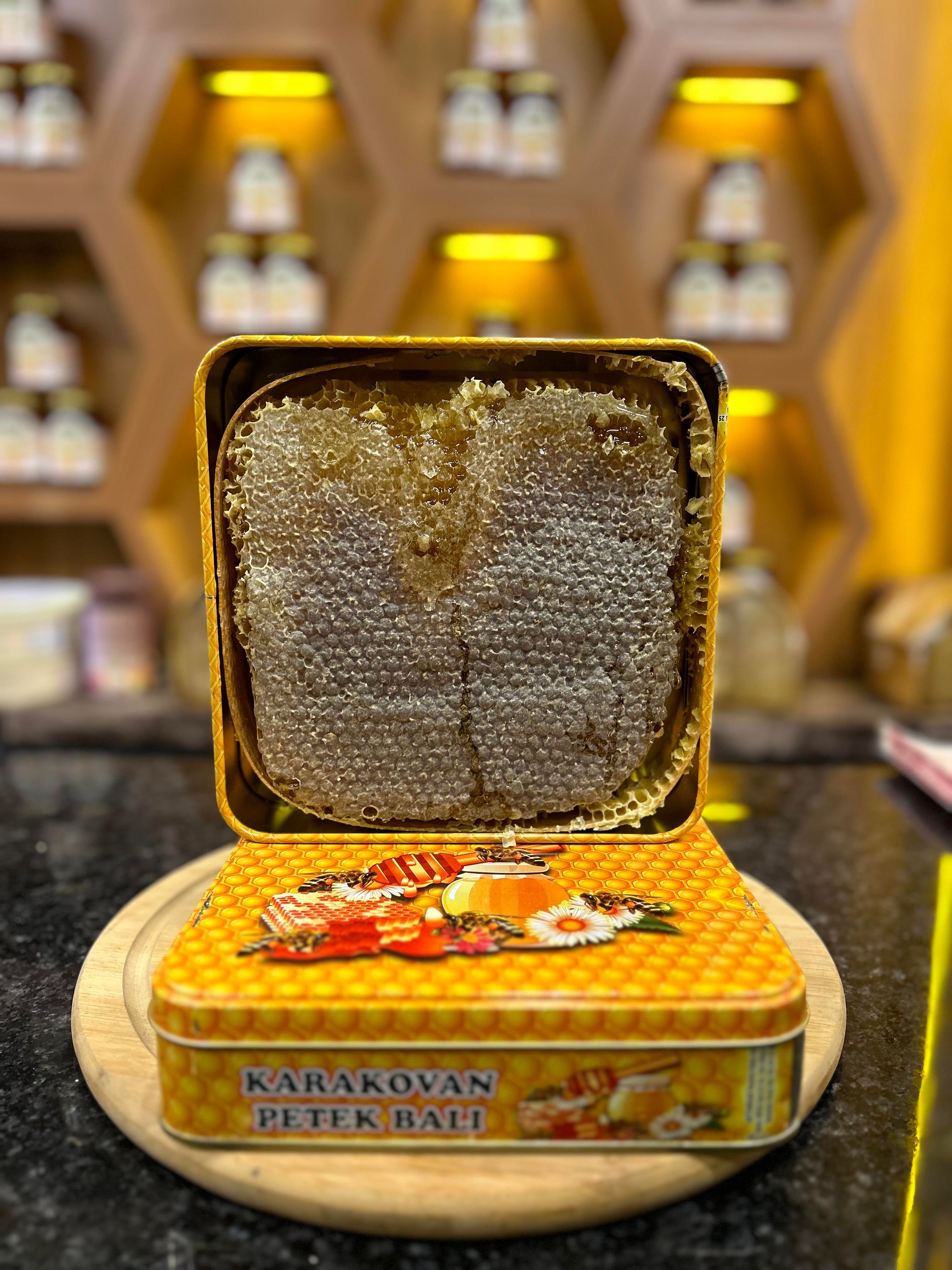 Kars Karakovan Balı 1 Kg İle 1,500 Kg Arası