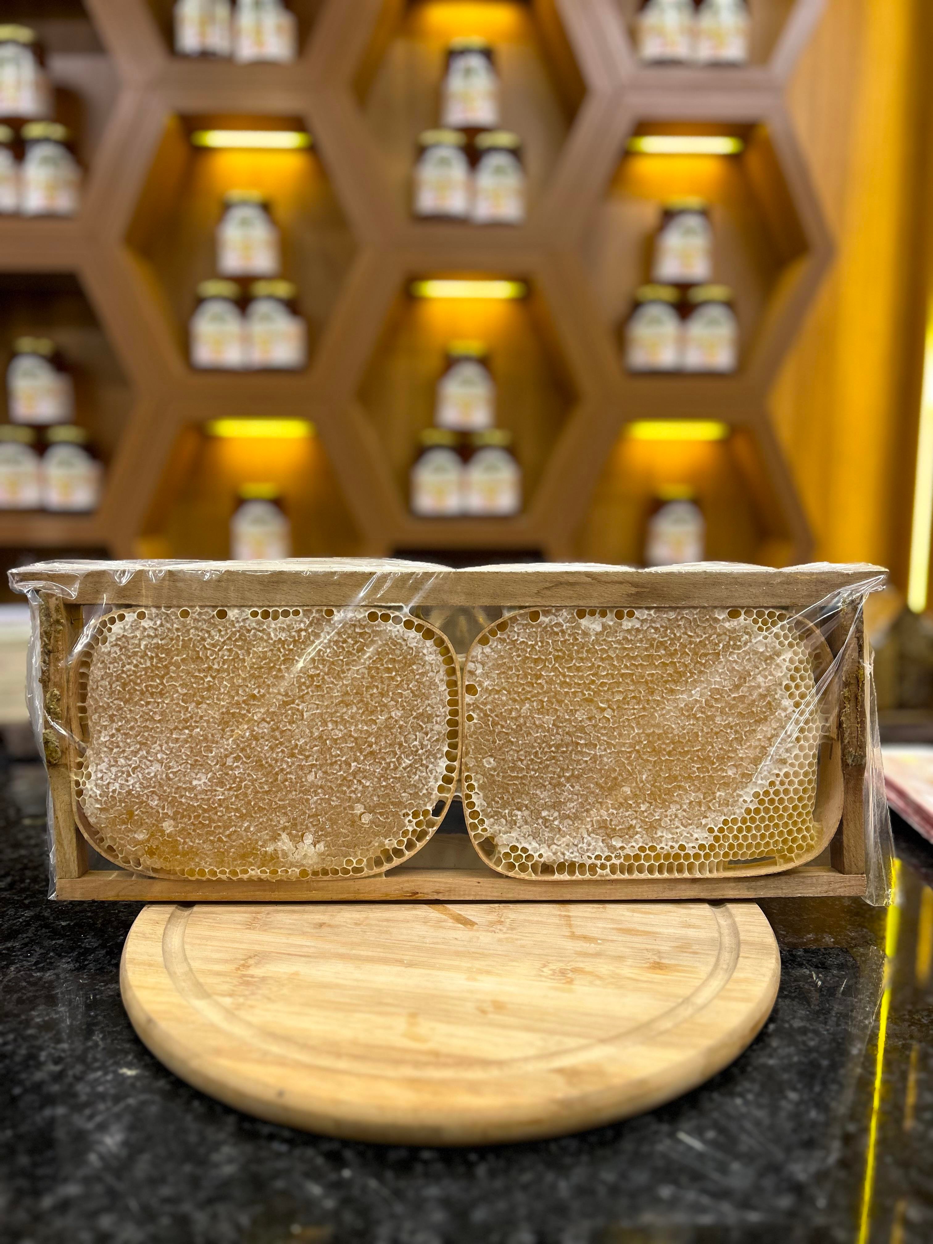 Kars Karakovan Balı 2 Kg İle  2,500 Kg Arası