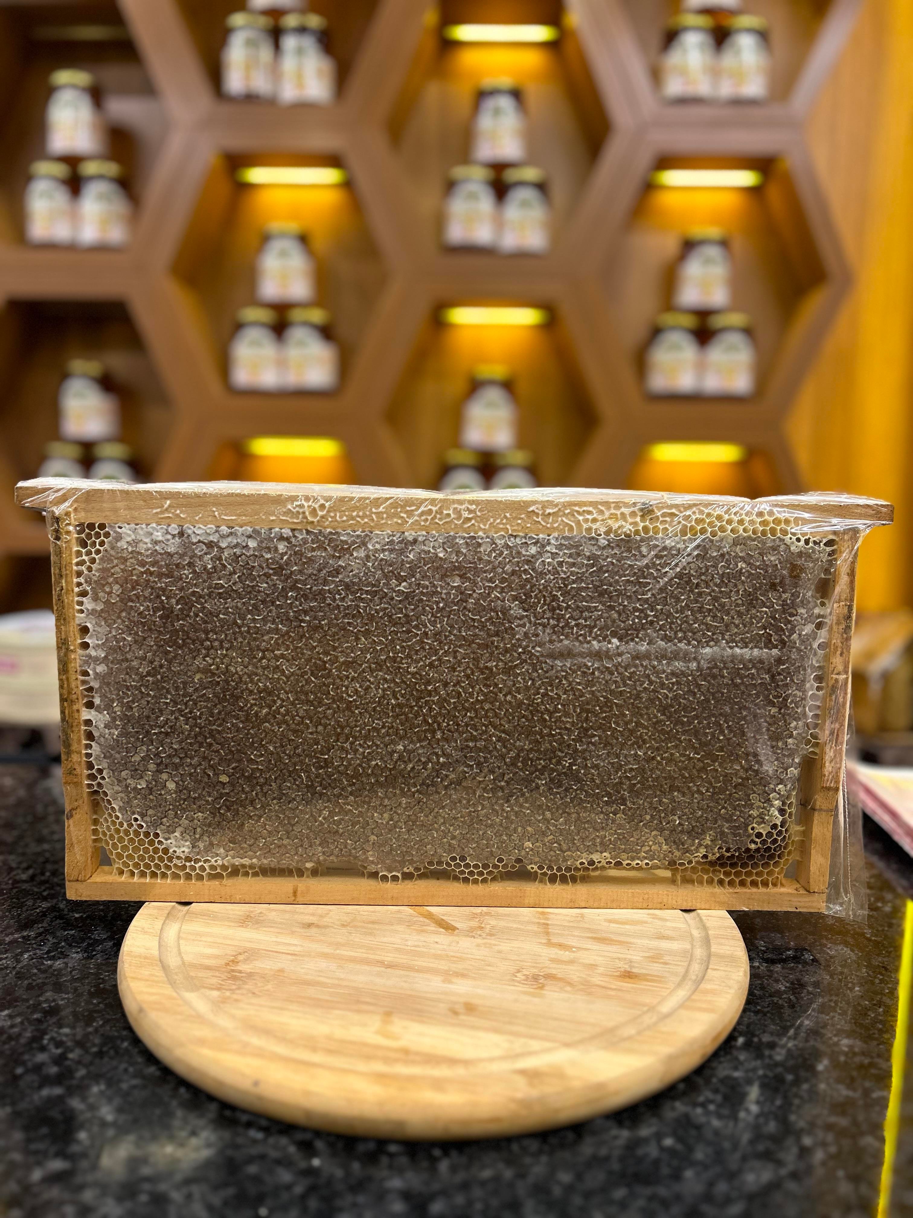 Kars Petek Balı 3 Kg ile 3,500 Kg Arası