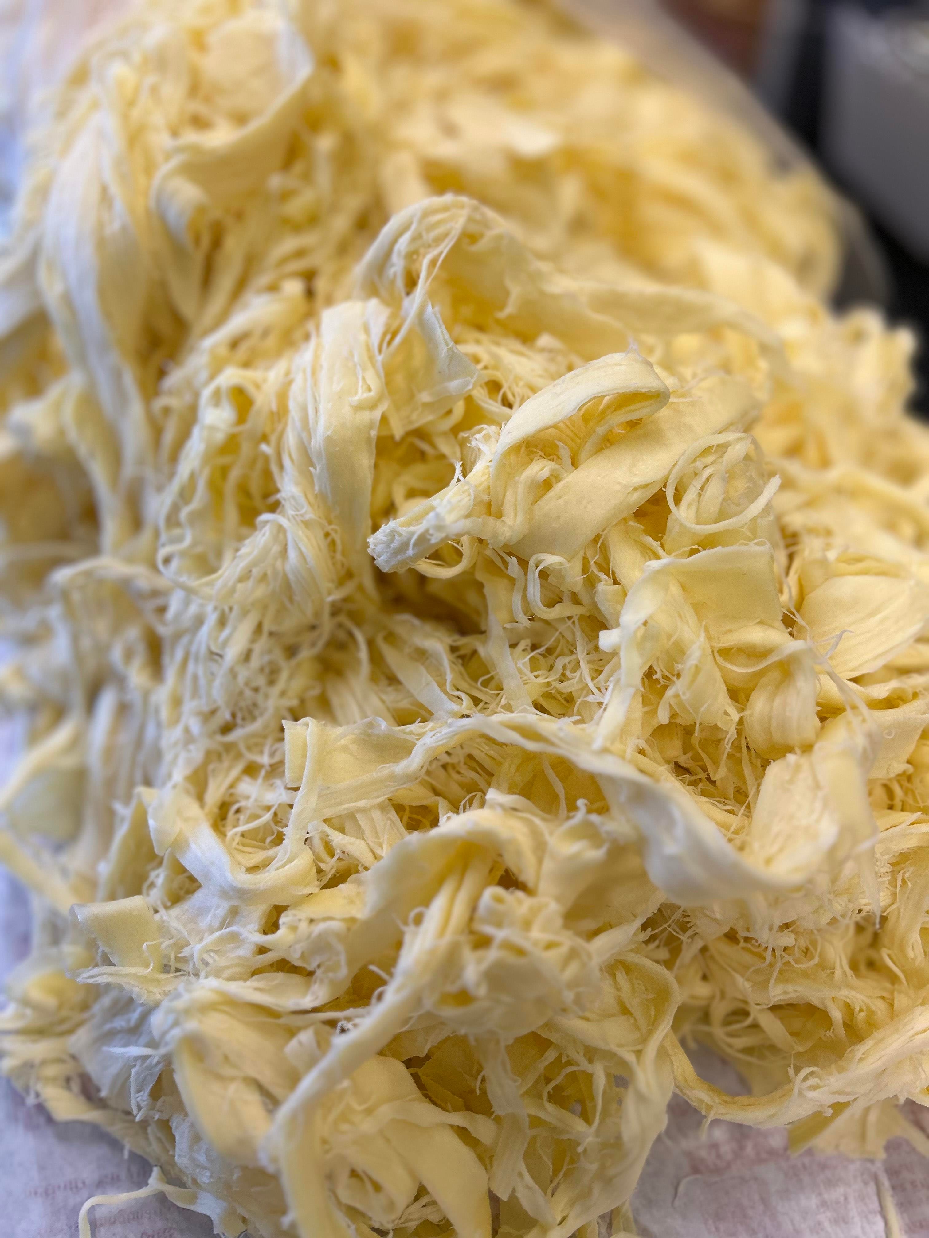 Kars Tam Yağlı Kaşar Çeçil 500 Gr