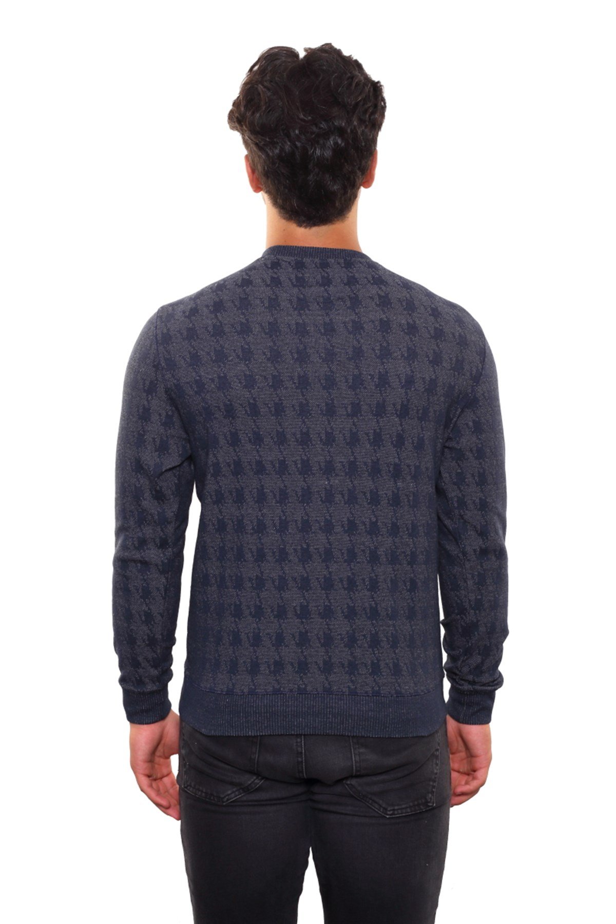 Yuvarlak Yaka Sweatshirt 