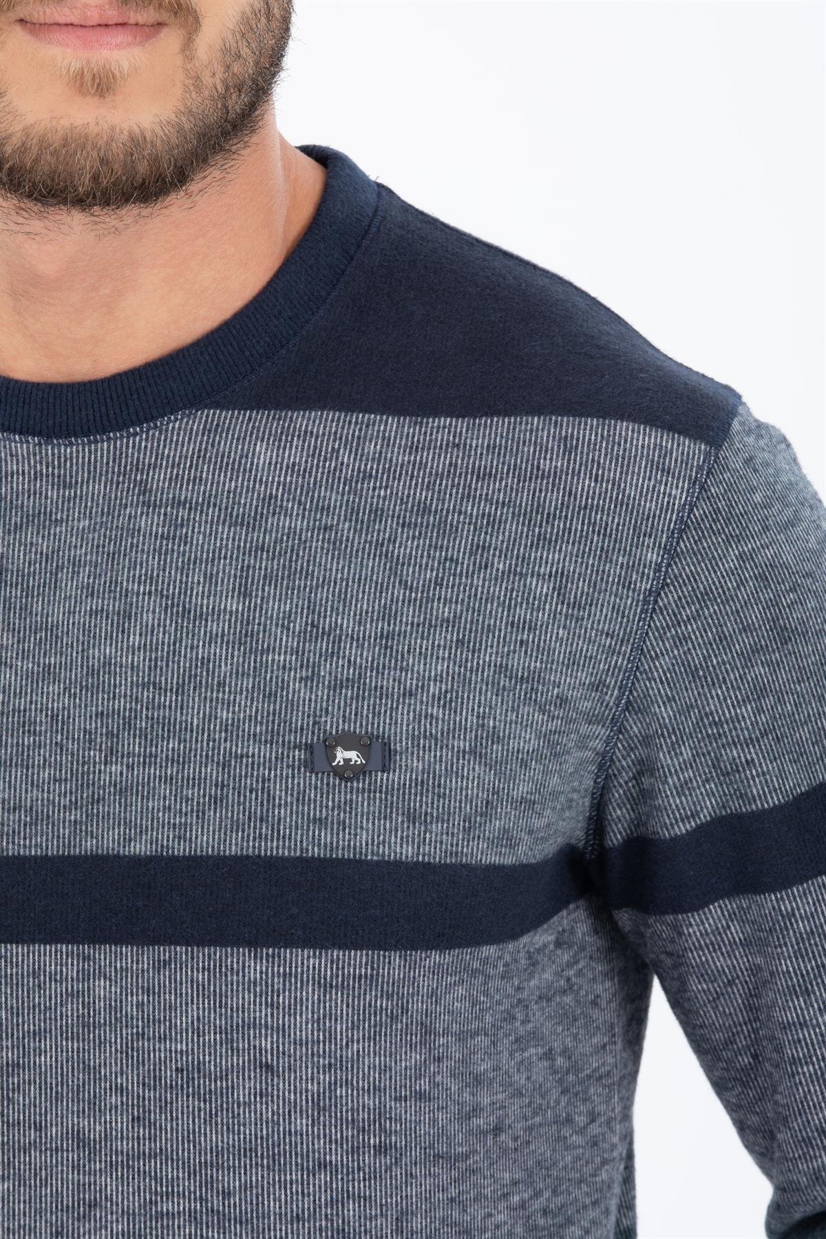 Yuvarlak Yaka Sweatshirt 