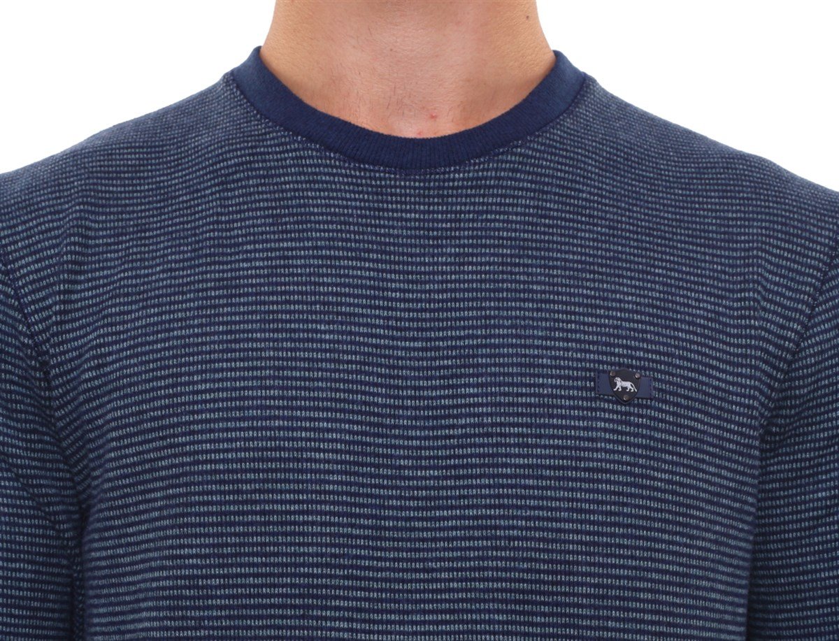 Yuvarlak Yaka Sweatshirt 