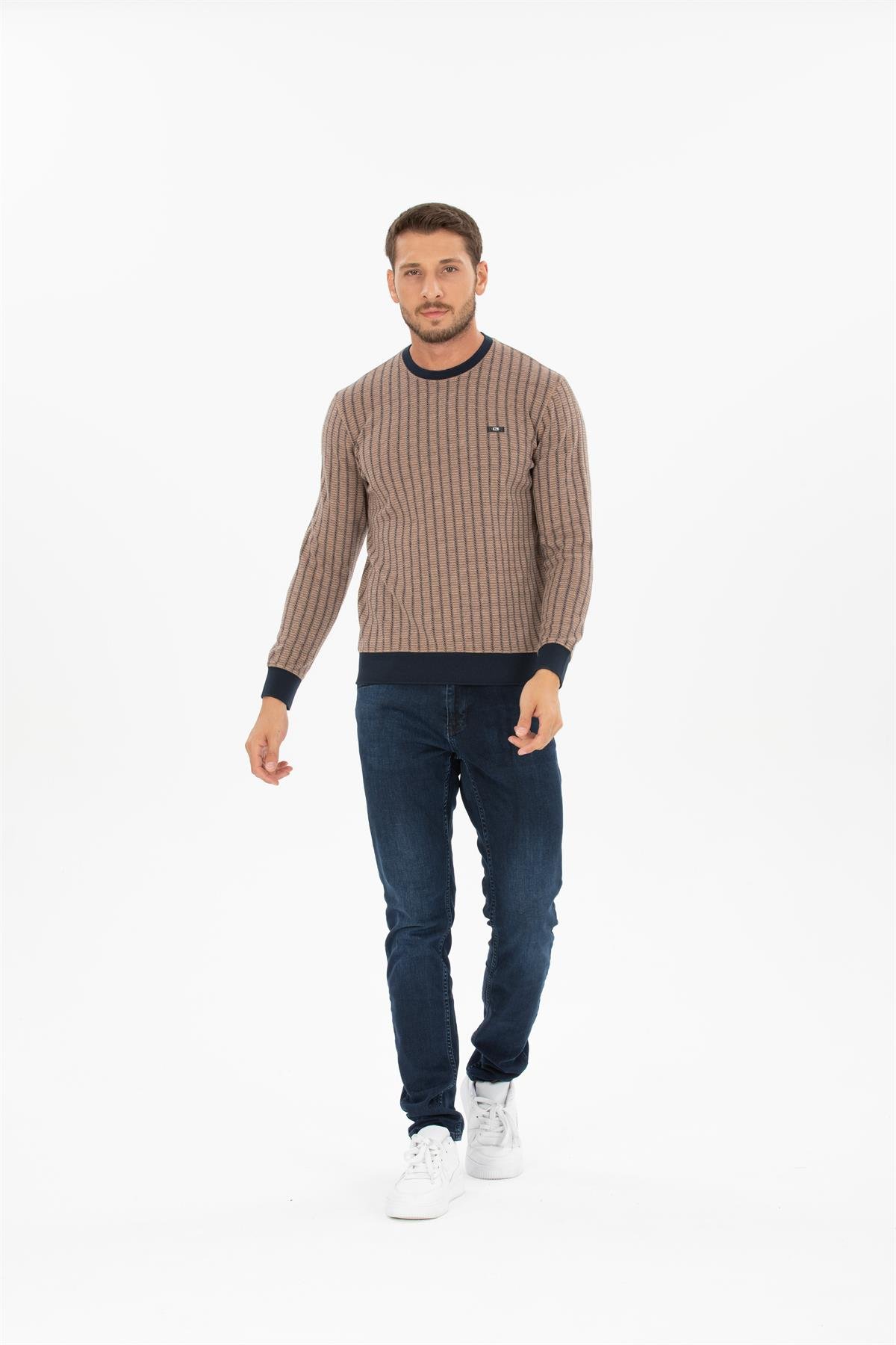 Yuvarlak Yaka Sweatshirt 