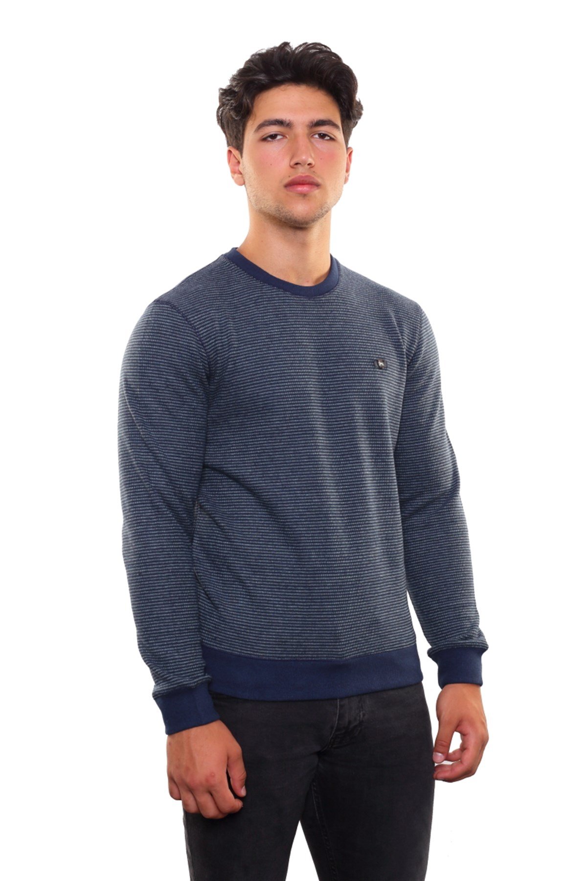 Yuvarlak Yaka Sweatshirt 