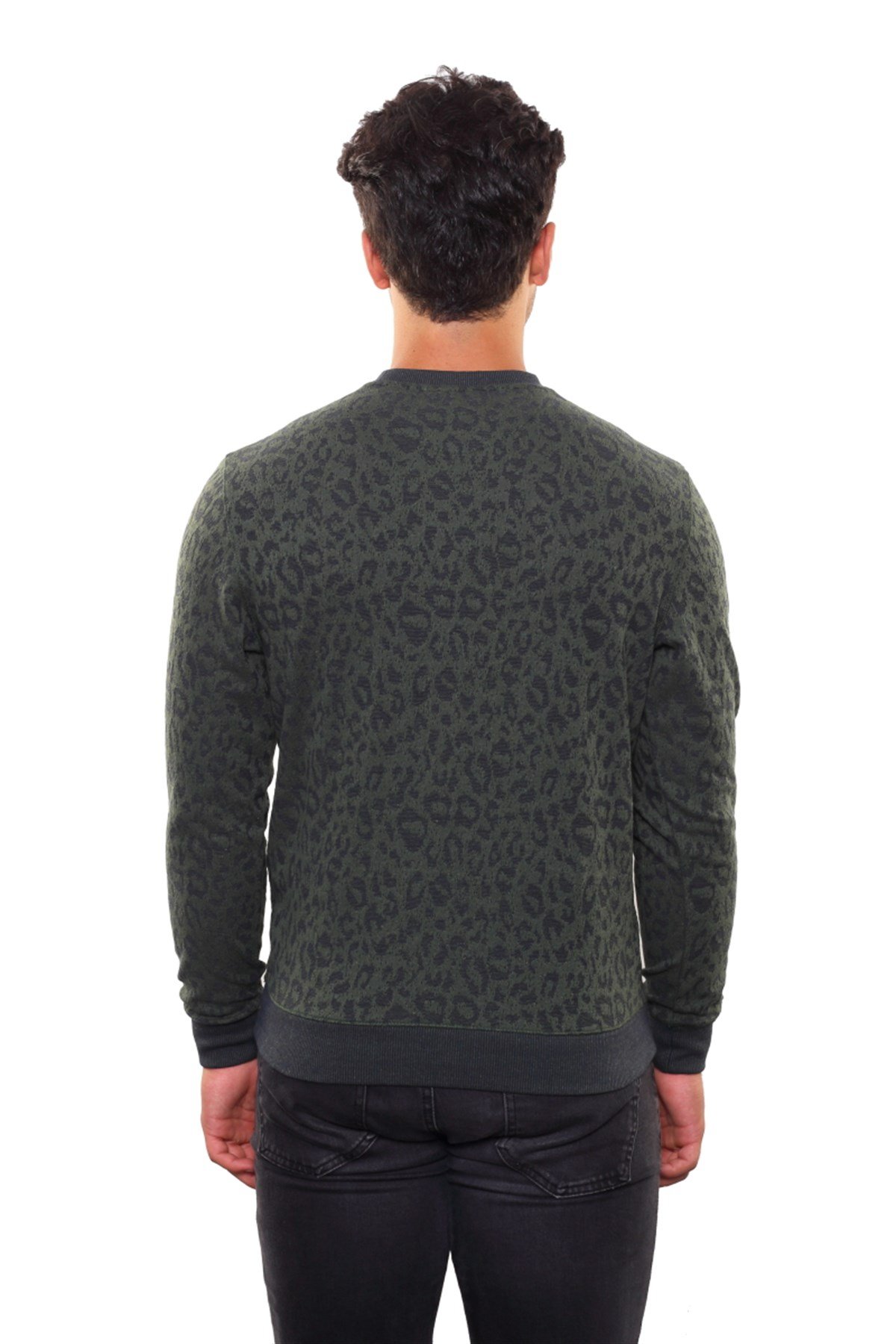 Yuvarlak Yaka Sweatshirt 