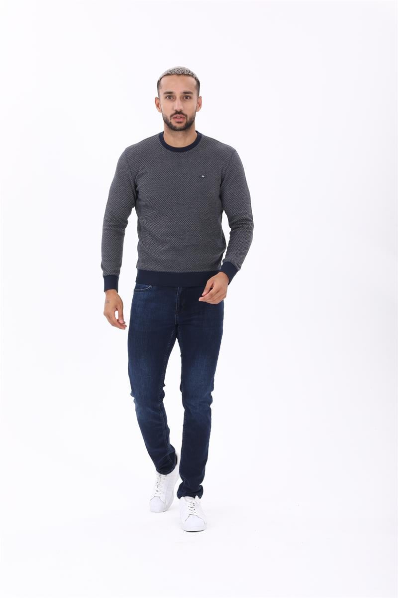 Yuvarlak Yaka Sweatshirt 