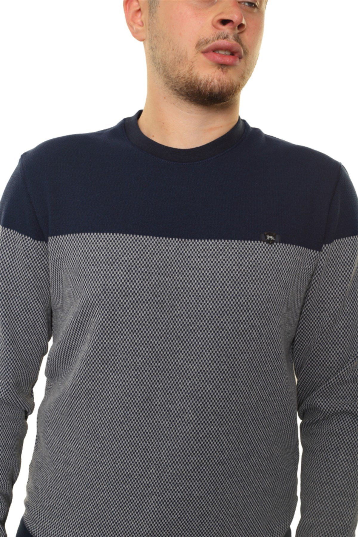 Yuvarlak Yaka Sweatshirt 