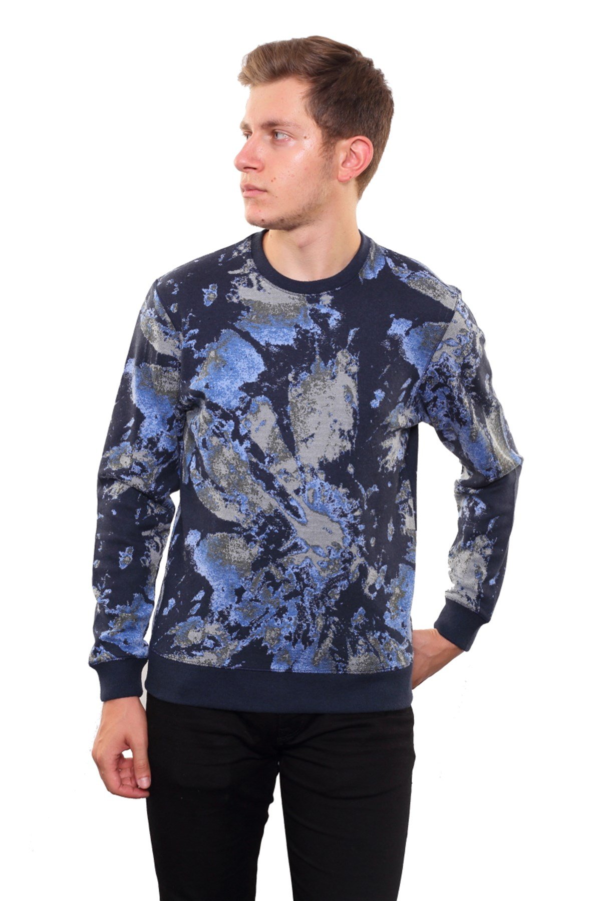 Yuvarlak Yaka Sweatshirt 