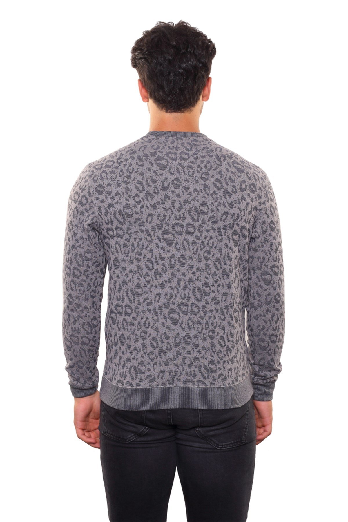 Yuvarlak Yaka Sweatshirt 